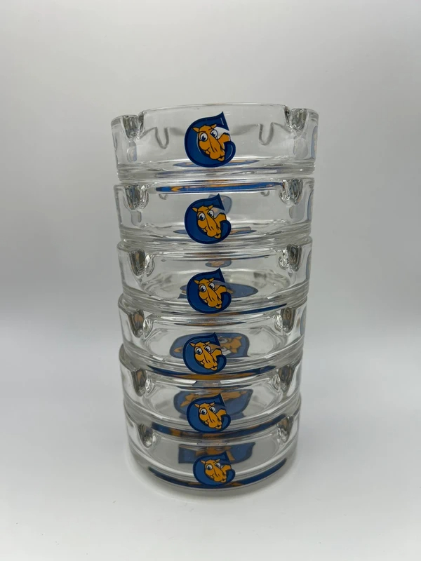 Voir photo 6 de Lot 6 cendriers publicitaires Camel Joe Camel vintage verre collection Lot 6 cendriers publicitaires Camel Joe Camel vintage verre collection Très bon état reconditionné photo 6