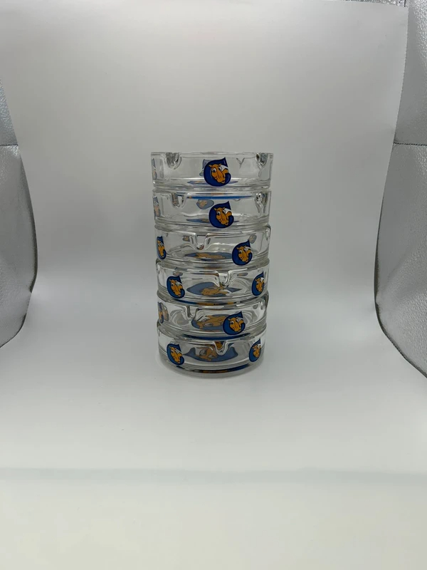 Voir photo 8 de Lot 6 cendriers publicitaires Camel Joe Camel vintage verre collection Lot 6 cendriers publicitaires Camel Joe Camel vintage verre collection Très bon état reconditionné photo 8