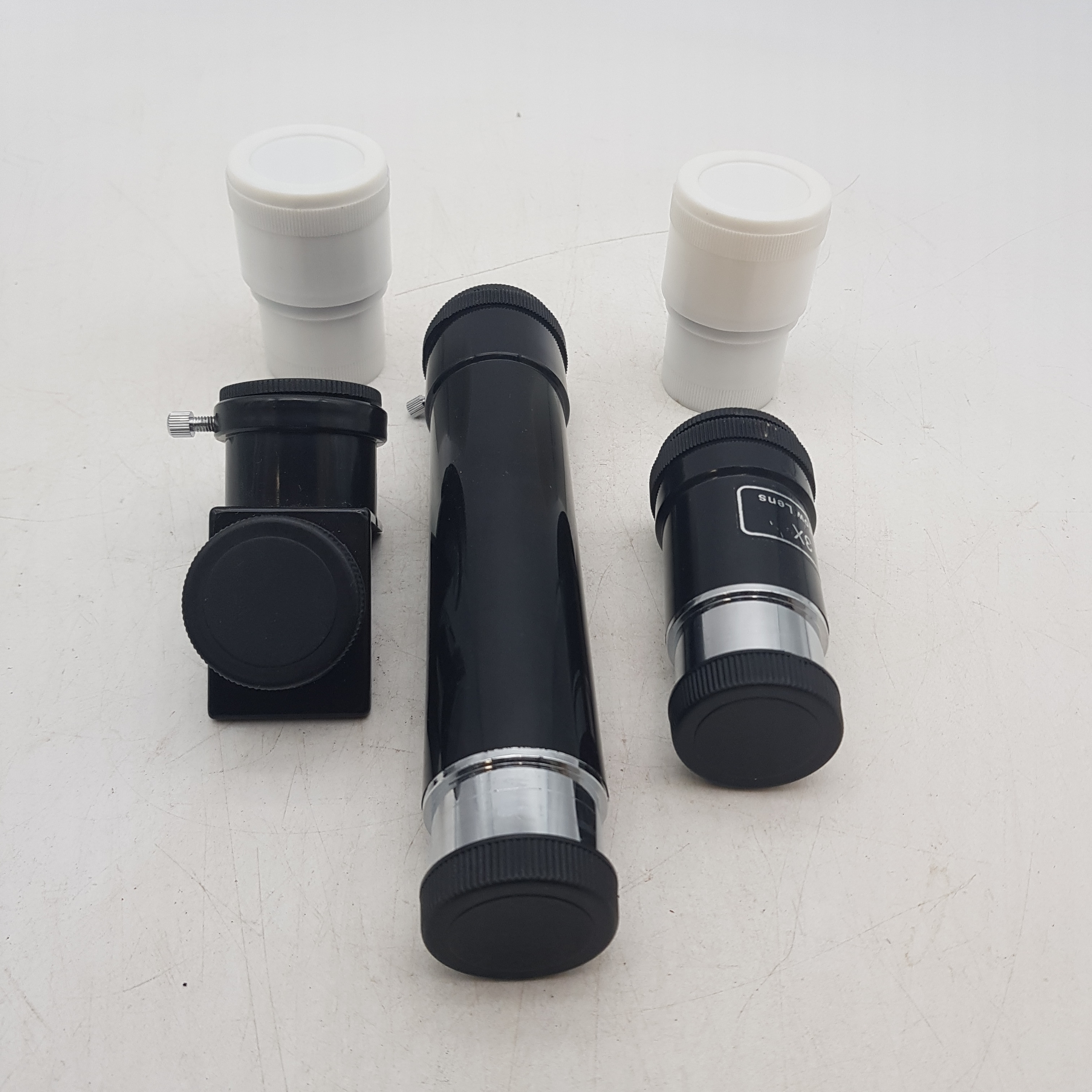 Voir photo 5 de Lot d'accessoire pour télescope Lot d'accessoire pour télescope Bon état reconditionné photo 5