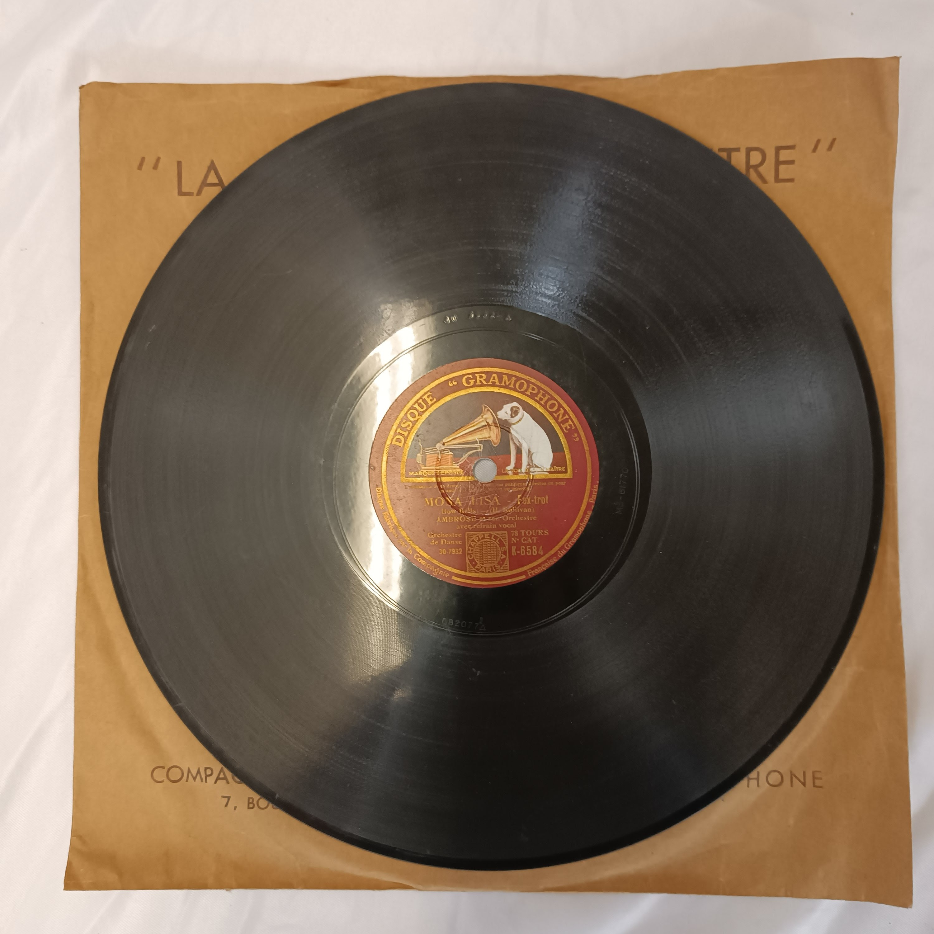 Voir photo 4 de Lot de 10 disques vinyles 78T pour déco (Vogue, Polydor, Pathé, etc.) Lot de 10 disques vinyles 78T pour déco (Vogue, Polydor, Pathé, etc.) État correct reconditionné photo 4