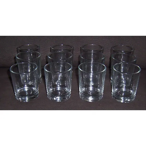 Acheter Lot De 12 Verrines En Verre Bon état - 11,00 € Lot De 12 Verrines En Verre Bon état reconditionné disponible sur Rakuten