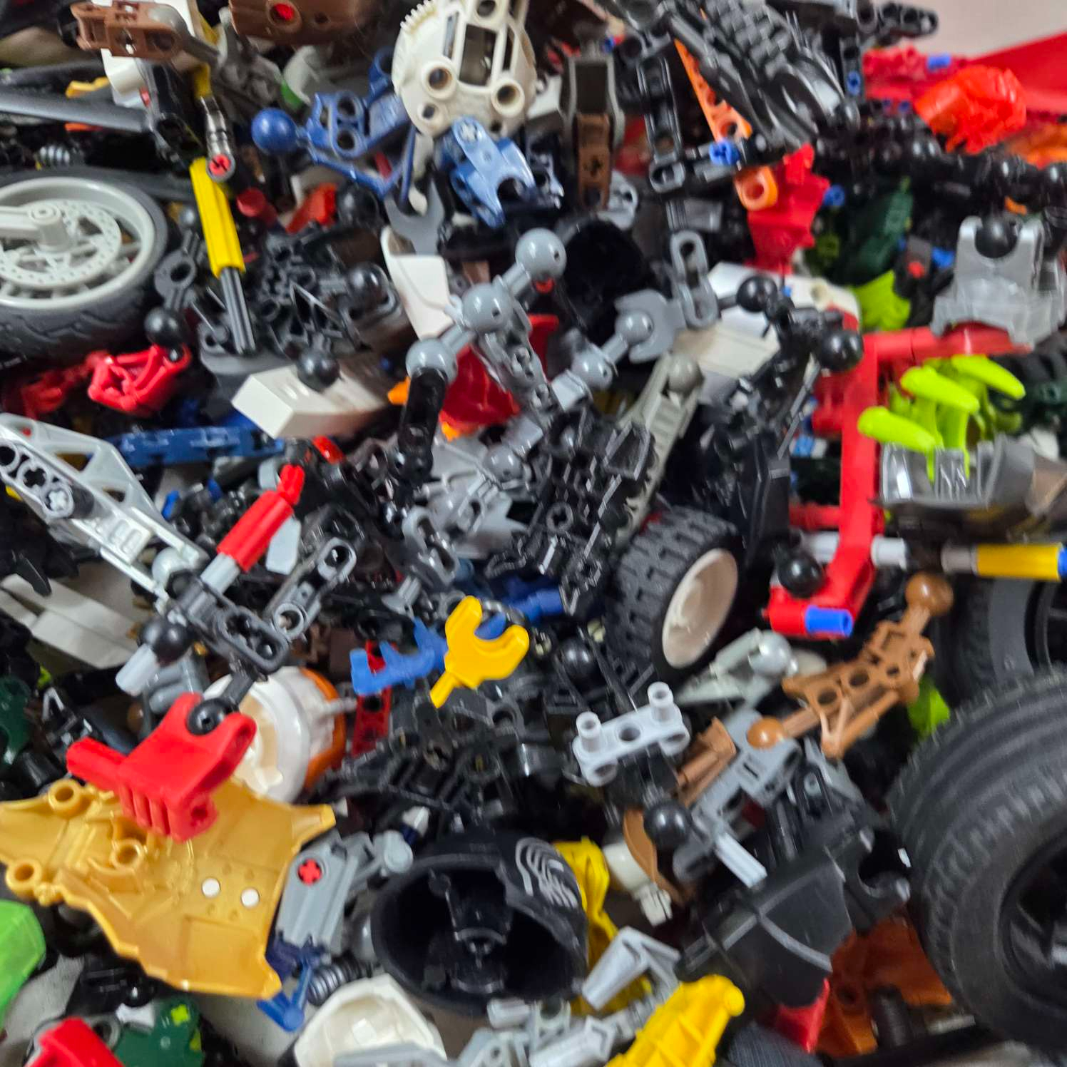 Voir photo 23 de Lot de 2.7 kg de lego bionicle et technique Lot de 2.7 kg de lego bionicle et technique Très bon état reconditionné photo 23