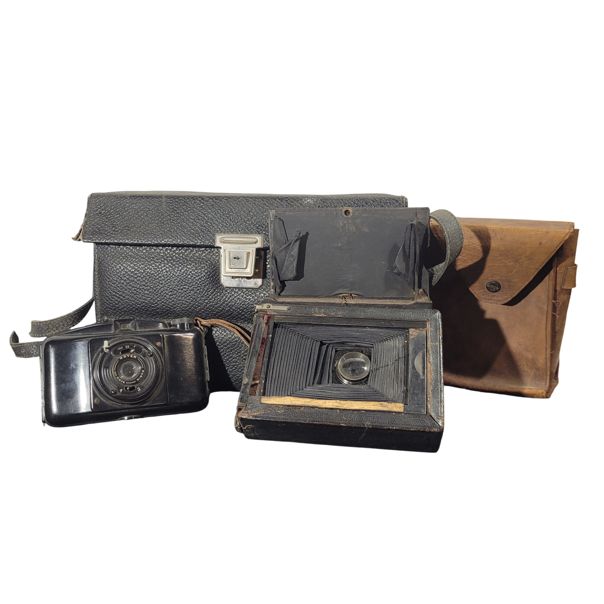 Acheter Lot de 2 appareils photo vintage et mallette Beaulieu - En l'état État correct - 45,00 € Lot de 2 appareils photo vintage et mallette Beaulieu - En l'état État correct reconditionné disponible sur Label Emmaüs