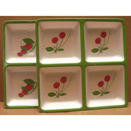 Lot De 2 Assiettes À 4 Compartiments - 22 X 22 Cm - Résine occasion reconditionné disponible sur Rakuten