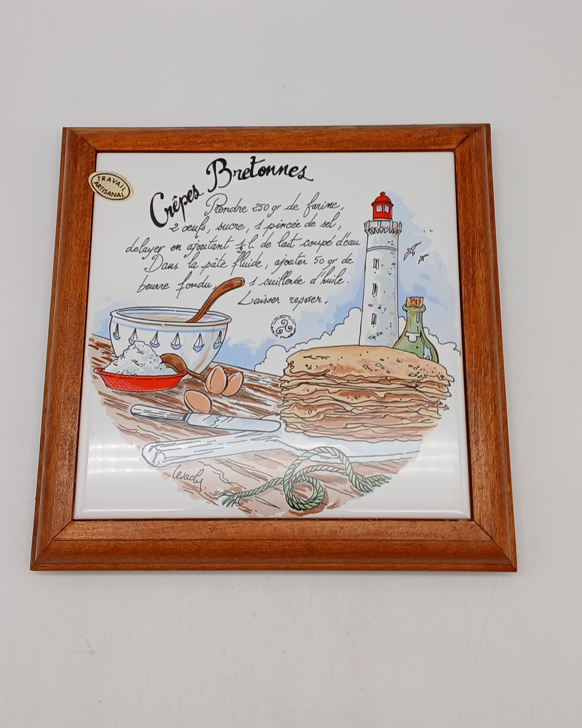 Voir photo 8 de Lot de 2 dessous de plat vintage en céramique et encadrement bois – Recette Crêpes Bretonnes & Vias Plage Lot de 2 dessous de plat vintage en céramique et encadrement bois – Recette Crêpes Bretonnes & Vias Plage Très bon état reconditionné photo 8