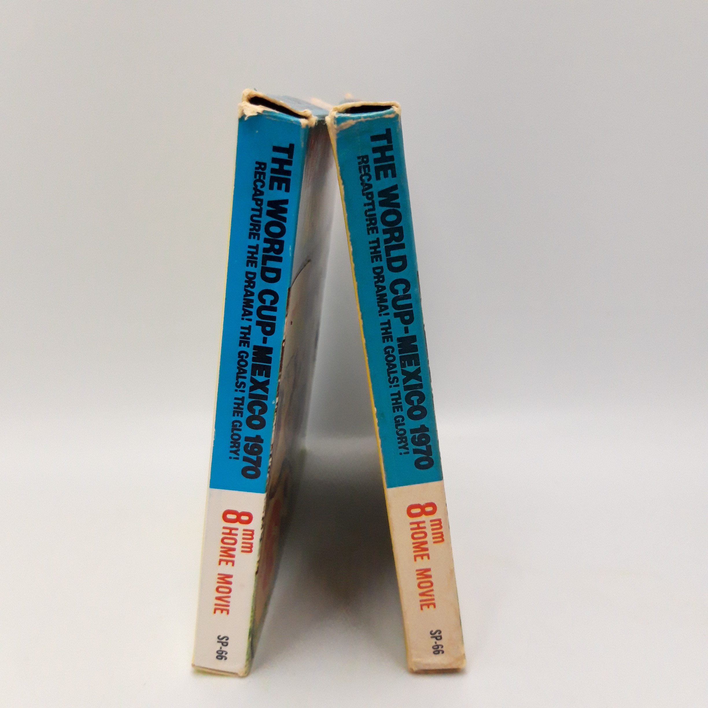 Voir photo 3 de Lot de 2 Films Super 8 mm ‘’The World Cup in Mexico’’ 1970 – 2 Football’s Games : Germany – Italy (semi-final) & Italy – Brazil (The Final), Collector. Lot de 2 Films Super 8 mm ‘’The World Cup in Mexico’’ 1970 – 2 Football’s Games : Germany – Italy (semi-final) & Italy – Brazil (The Final), Collector. Bon état reconditionné photo 3