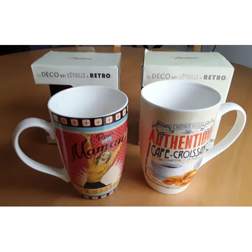 Acheter Lot De 2 Mug : La Deco Qui Réveille Le Retro En Porcelaine Bon état - 11,94 € Lot De 2 Mug : La Deco Qui Réveille Le Retro En Porcelaine Bon état reconditionné disponible sur Rakuten