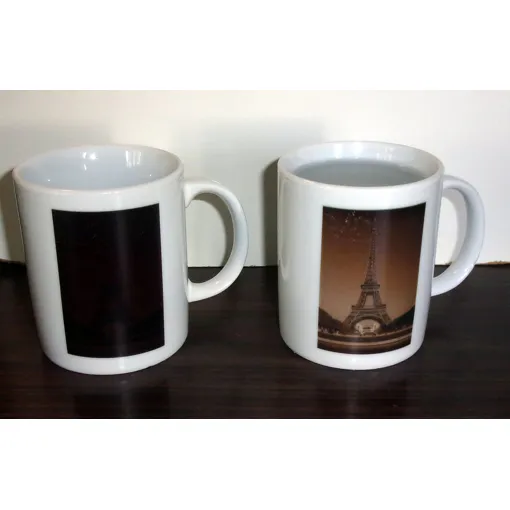 Lot De 2 Mugs Thermosensible Decor Tour Eiffel - Editions Atlas Bon état reconditionné disponible sur Rakuten