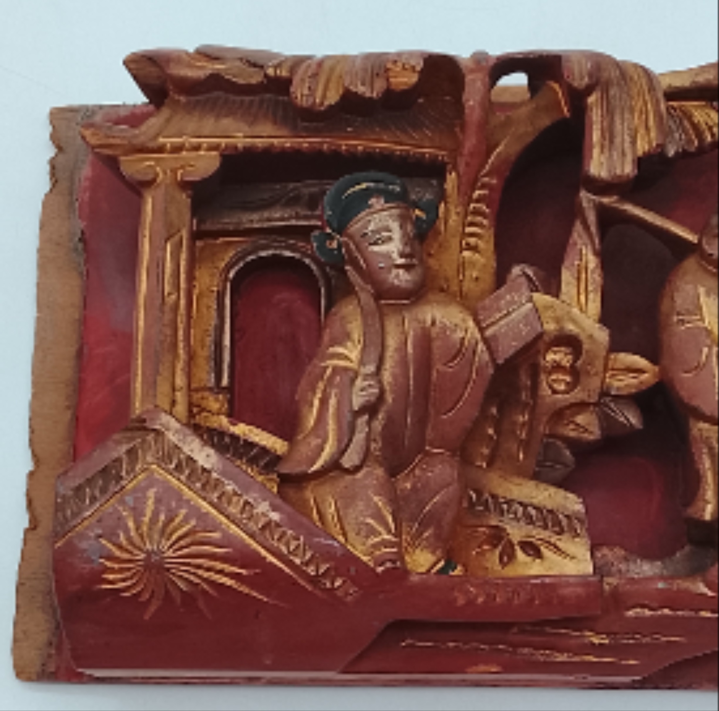 Voir photo 4 de Lot de 2 panneaux sculptés chinois "Autel domestique" Lot de 2 panneaux sculptés chinois "Autel domestique" Très bon état reconditionné photo 4