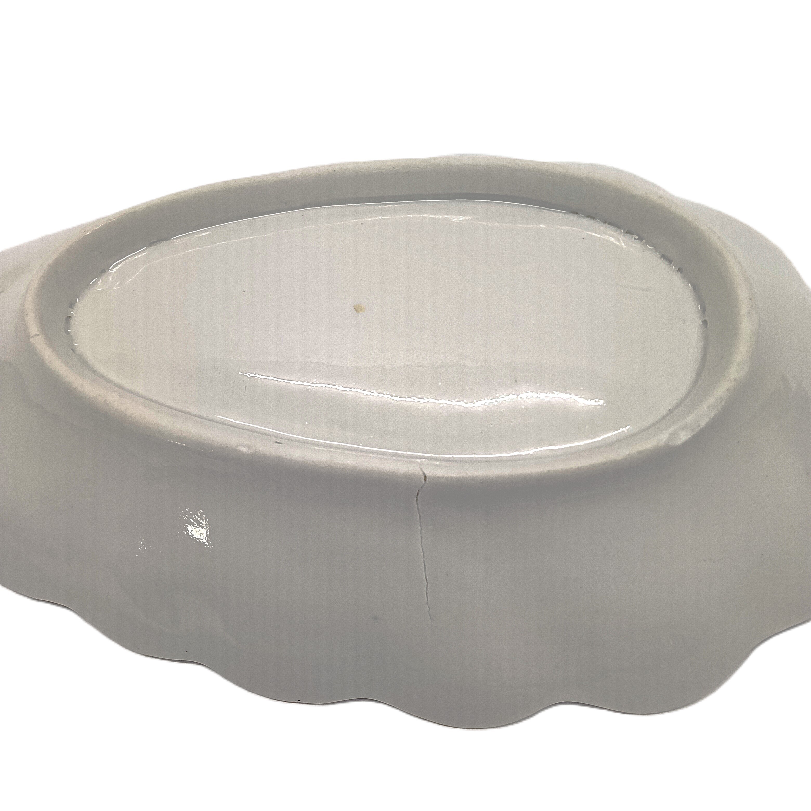 Voir photo 7 de 🌸 Lot de 2 plats anciens en faïence décor floral – soupière + plat coquille 🌸 Lot de 2 plats anciens en faïence décor floral – soupière + plat coquille reconditionné photo 7