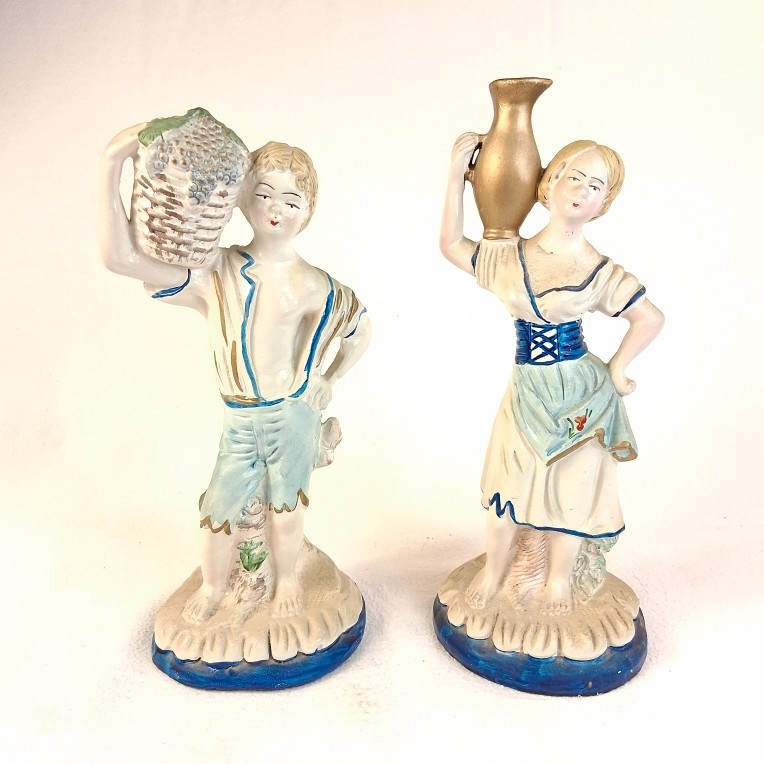 Voir photo 2 de LOT de 2 statuettes en plâtre peint aux couleurs pastels LOT de 2 statuettes en plâtre peint aux couleurs pastels Très bon état reconditionné photo 2