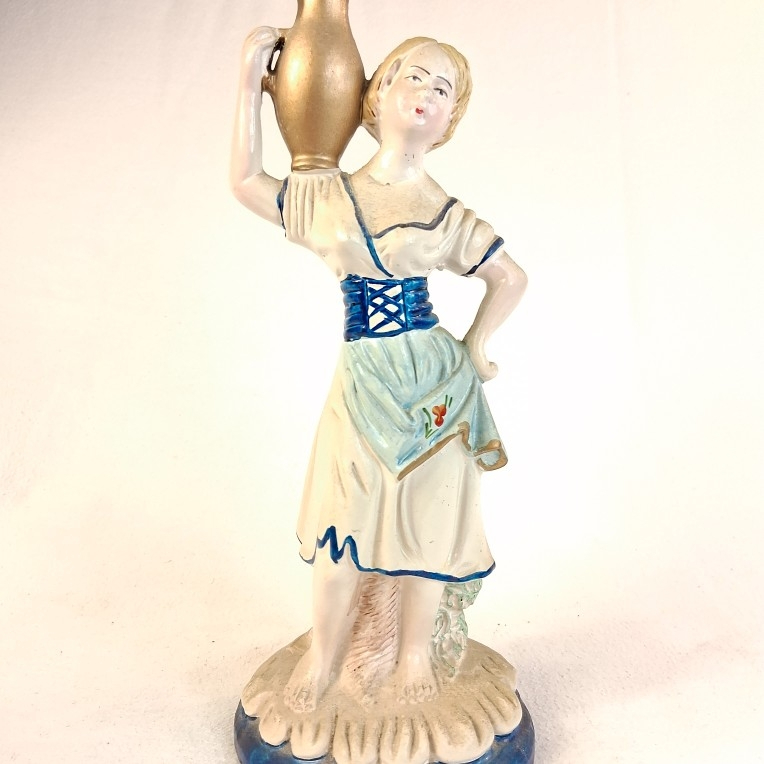 Voir photo 4 de LOT de 2 statuettes en plâtre peint aux couleurs pastels LOT de 2 statuettes en plâtre peint aux couleurs pastels Très bon état reconditionné photo 4