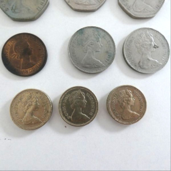 Voir photo 3 de Lot de 22 pièces de monnaie Royaume-Uni (1947 à 1984) Lot de 22 pièces de monnaie Royaume-Uni (1947 à 1984) État correct reconditionné photo 3
