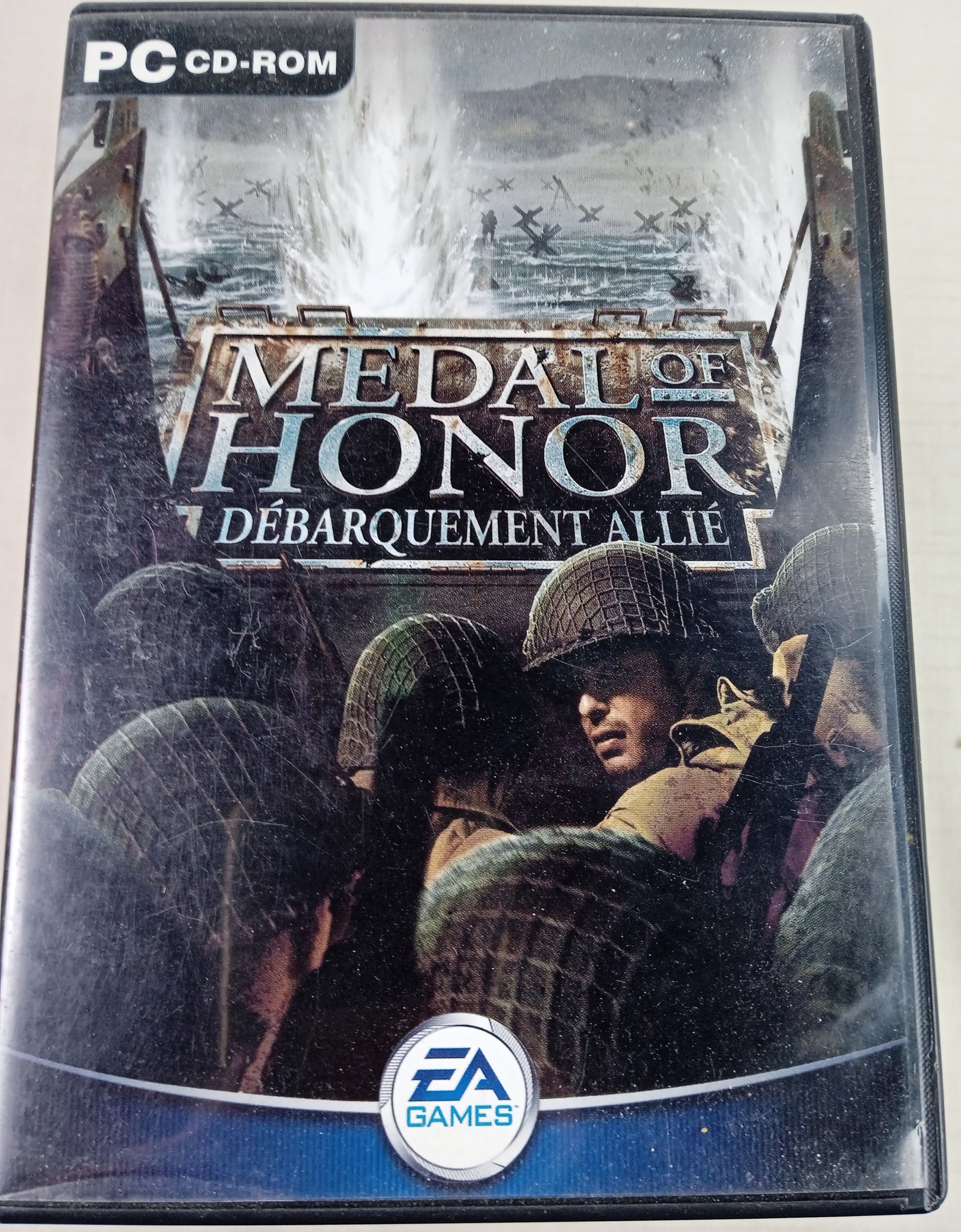 Voir photo 28 de Lot de 27 jeux PC DVD + un coffret essentiel de 9 jeux complets édition 2004/2005 (les sims, call of duty, Doom, Farcry, Halo, Farcry, .....), voir détail dans les photos Lot de 27 jeux PC DVD + un coffret essentiel de 9 jeux complets édition 2004/2005 (les sims, call of duty, Doom, Farcry, Halo, Farcry, .....), voir détail dans les photos Bon état reconditionné photo 28