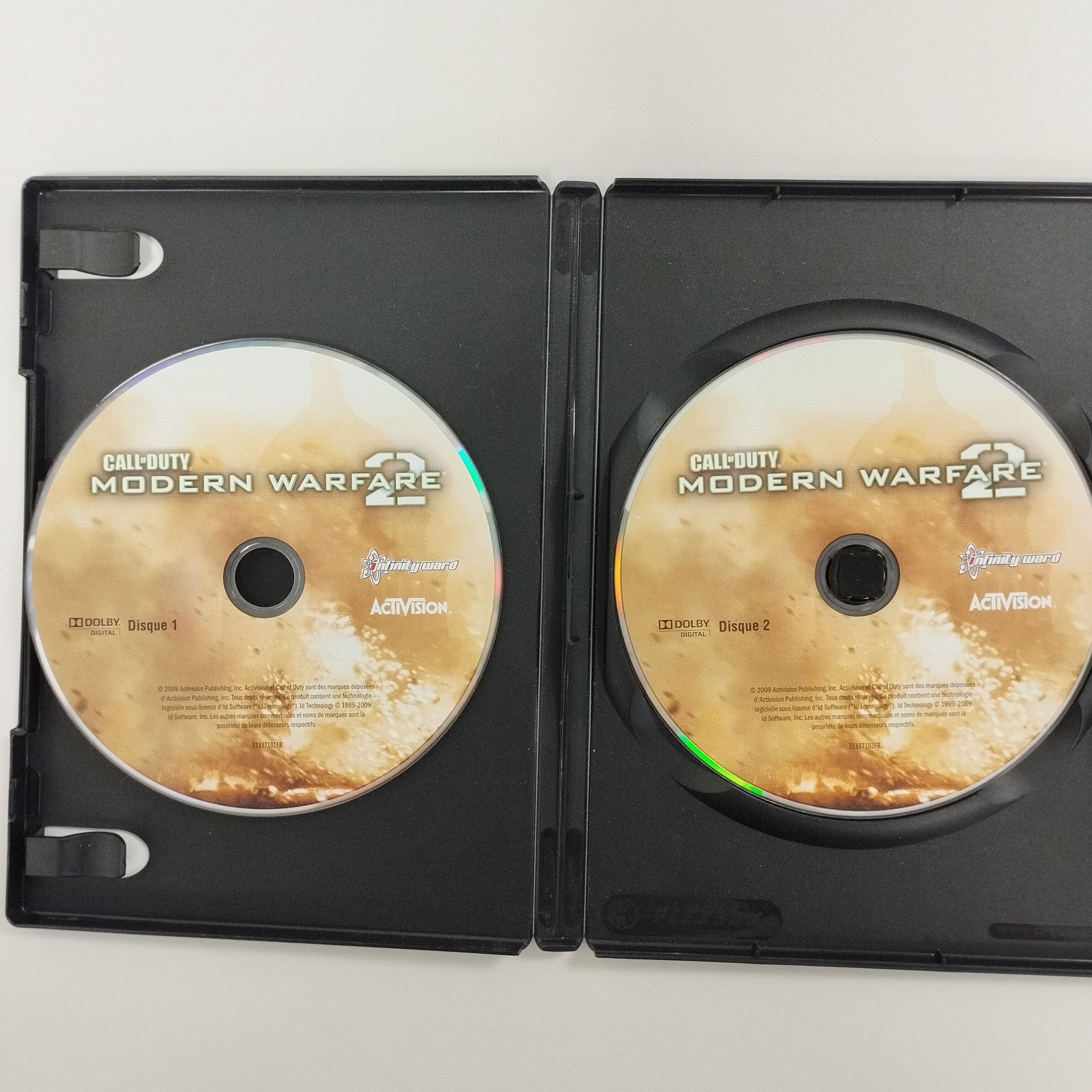 Voir photo 17 de Lot de 3 jeux pour PC : Splinter Cell / Diablo 3 / Call of Duty Modern Warfare 2 Lot de 3 jeux pour PC : Splinter Cell / Diablo 3 / Call of Duty Modern Warfare 2 reconditionné photo 17