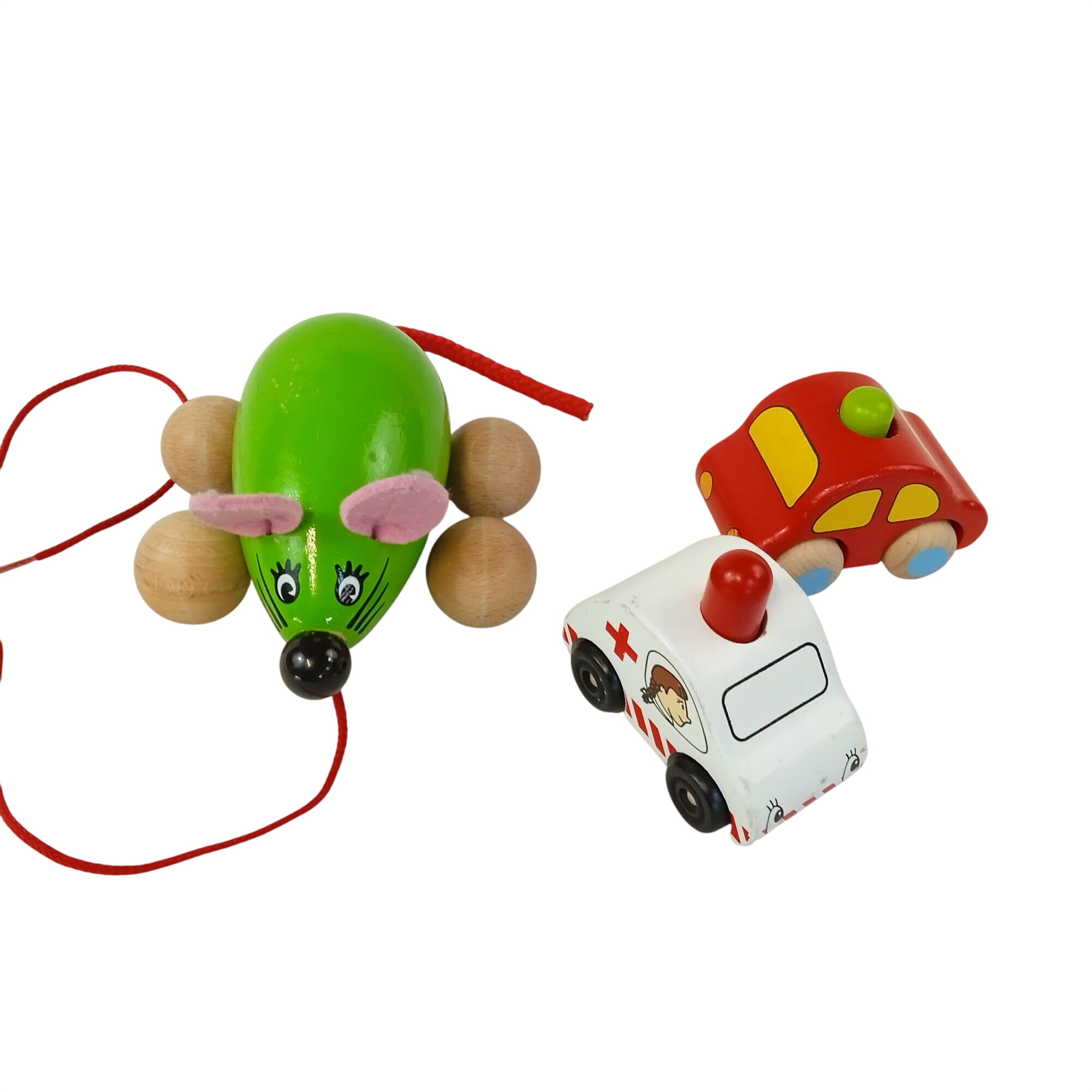 Lot de 3 jouets coloré à tirer en bois Très bon état - 19,20 € Lot de 3 jouets coloré à tirer en bois Très bon état reconditionné disponible sur Label Emmaüs