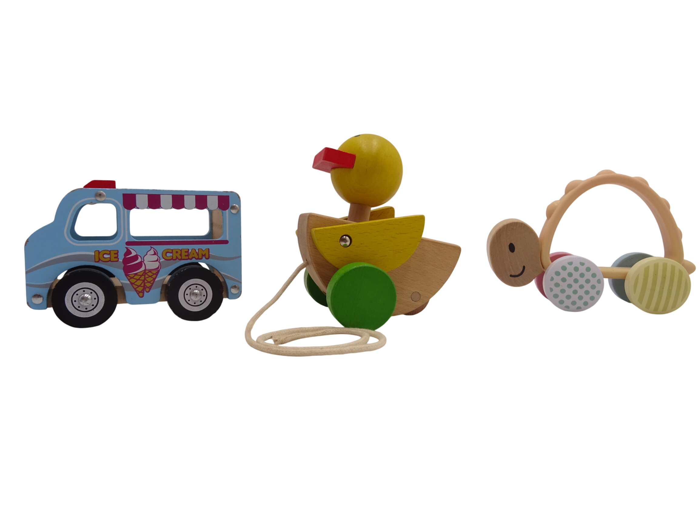 Acheter Lot de 3 jouets en bois Bon état - 12,00 € Lot de 3 jouets en bois Bon état reconditionné disponible sur Label Emmaüs