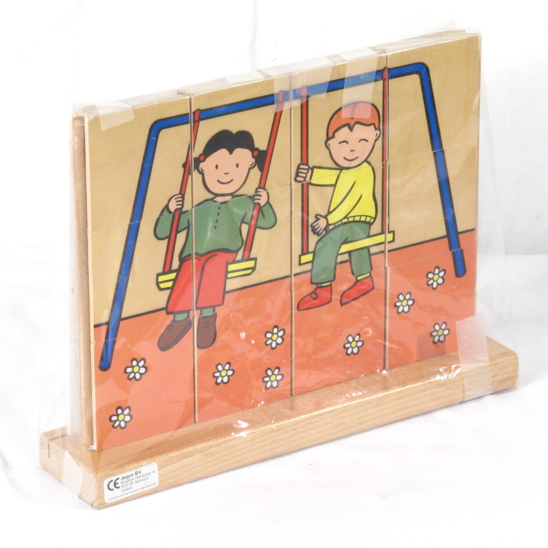 Voir photo 2 de Lot de 3 puzzles en bois, 3 ans et plus Lot de 3 puzzles en bois, 3 ans et plus Bon état reconditionné photo 2