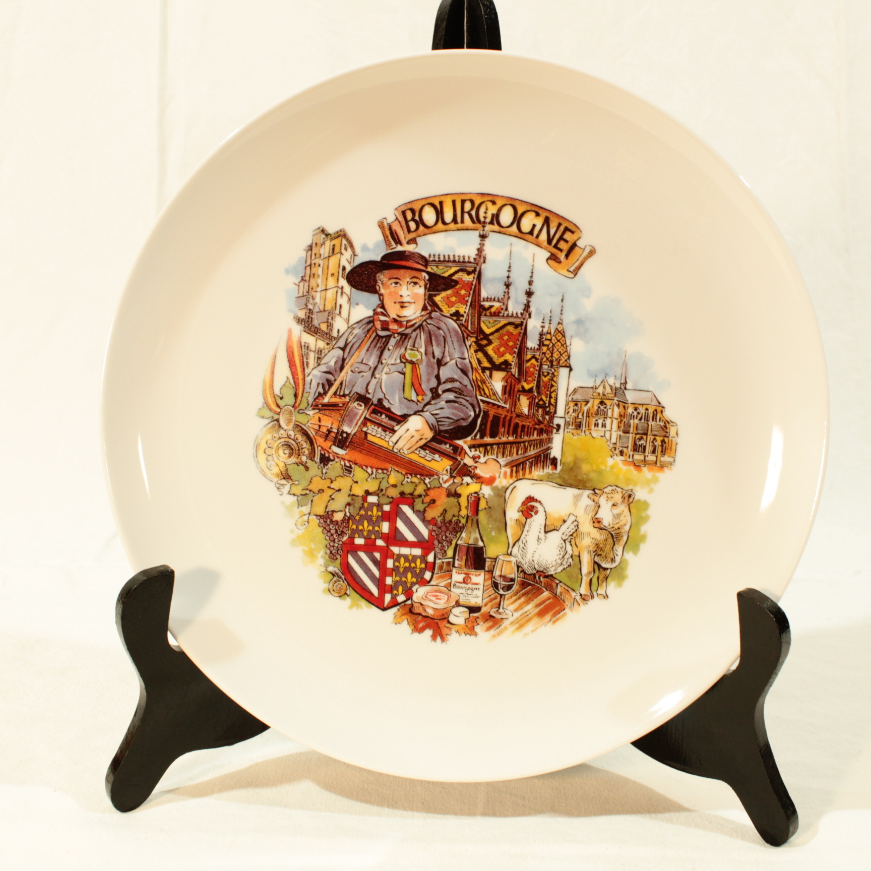 Voir photo 2 de Lot de 4 assiettes plates en porcelaine Lot de 4 assiettes plates en porcelaine Parfait état reconditionné photo 2