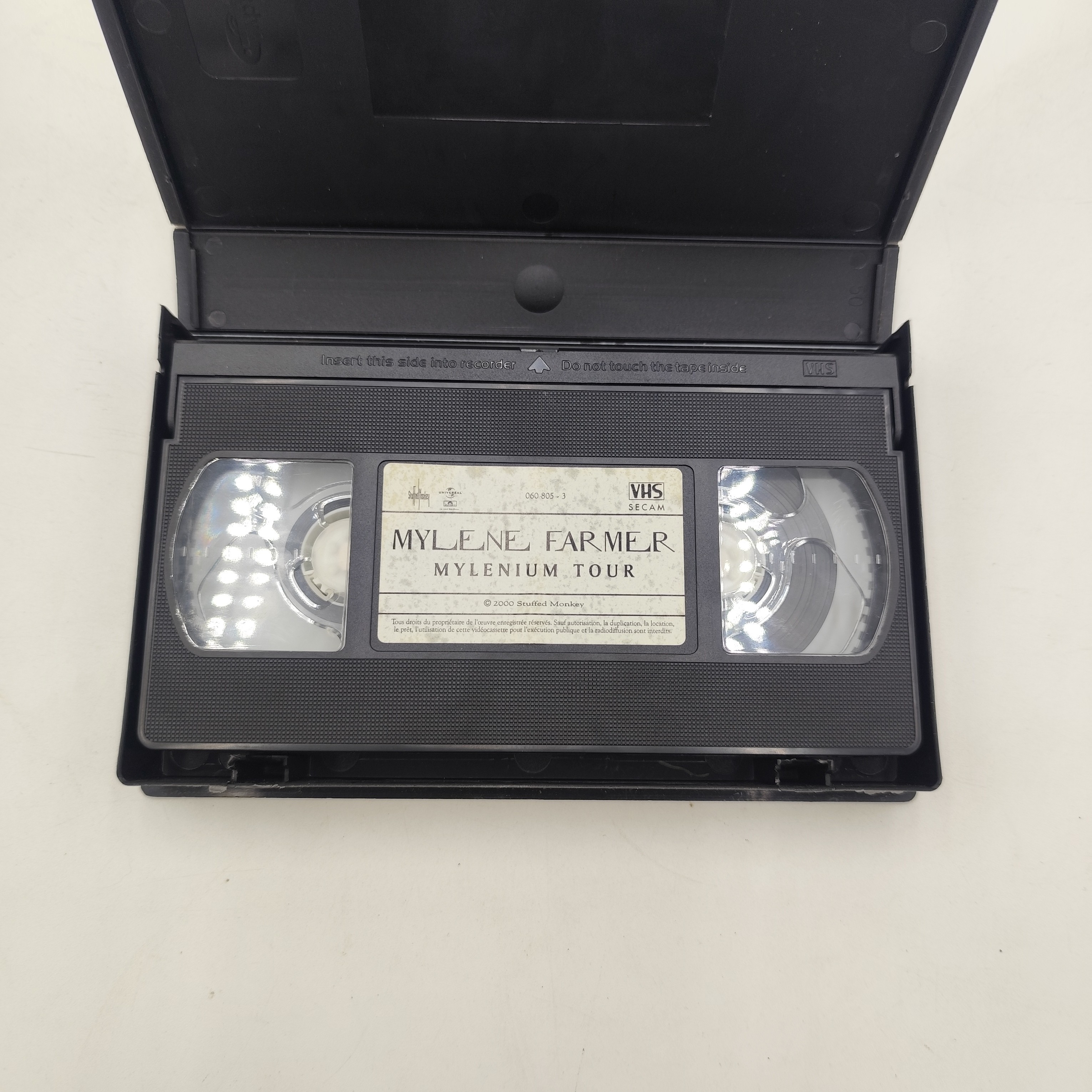 Voir photo 7 de Lot de 4 cassettes Mylène Farmer Lot de 4 cassettes Mylène Farmer état correct reconditionné photo 7