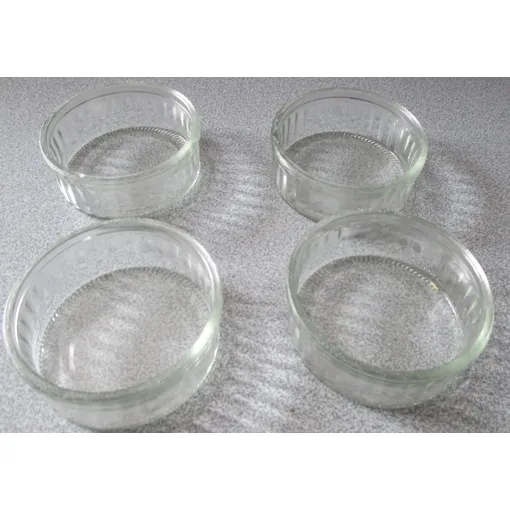 Lot De 4 Coupelles/Ramequins En Verre Finement Gravés Bonne Maman Sur Un Côté - Effet Cannelé - Petit Feston Au Fond - Diamètre 9cm - Profondeur 3.5cm - Vendues Vides Bon état reconditionné disponible sur Rakuten