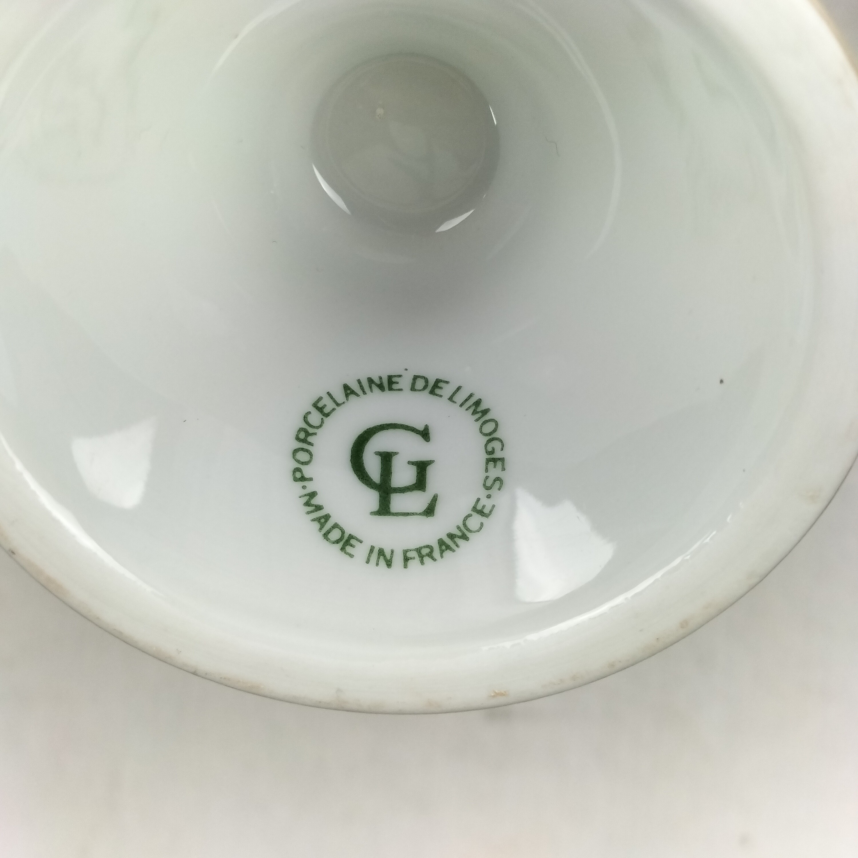 Voir photo 7 de Lot de 4 mazagrans en Porcelaine de Limoges Lot de 4 mazagrans en Porcelaine de Limoges Très bon état reconditionné photo 7
