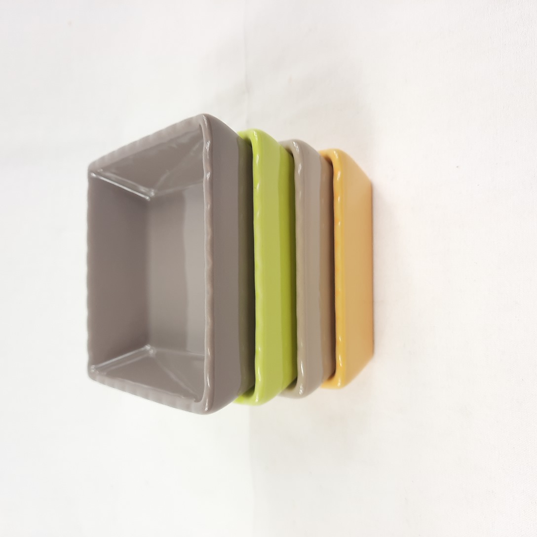 Voir photo 2 de LOT de 4 ramequins en céramique, de couleurs différentes, empilables. LOT de 4 ramequins en céramique, de couleurs différentes, empilables. Très bon état reconditionné photo 2