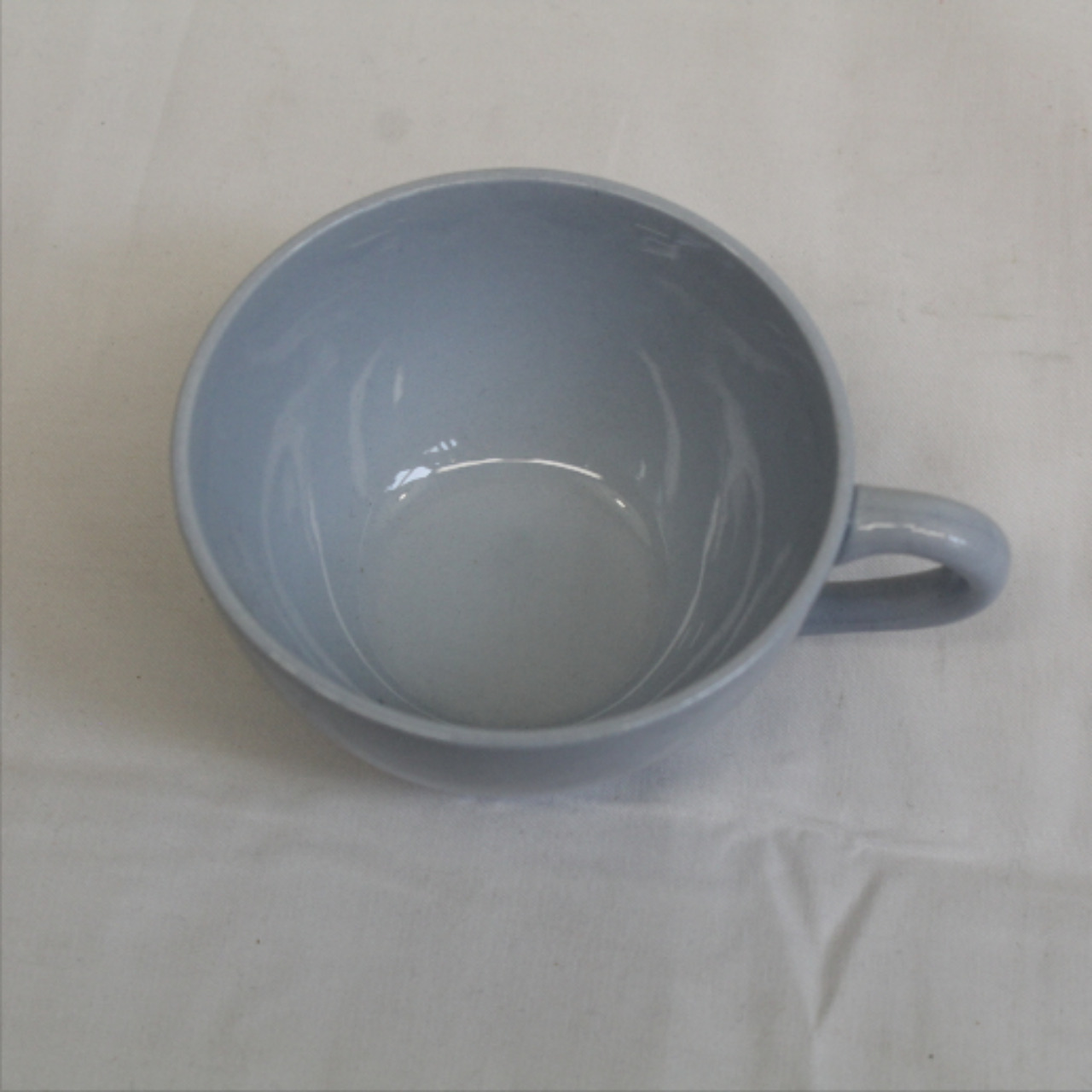 Voir photo 2 de Lot de 4 tasses à café faïence GIEN Lot de 4 tasses à café faïence GIEN Bon état reconditionné photo 2
