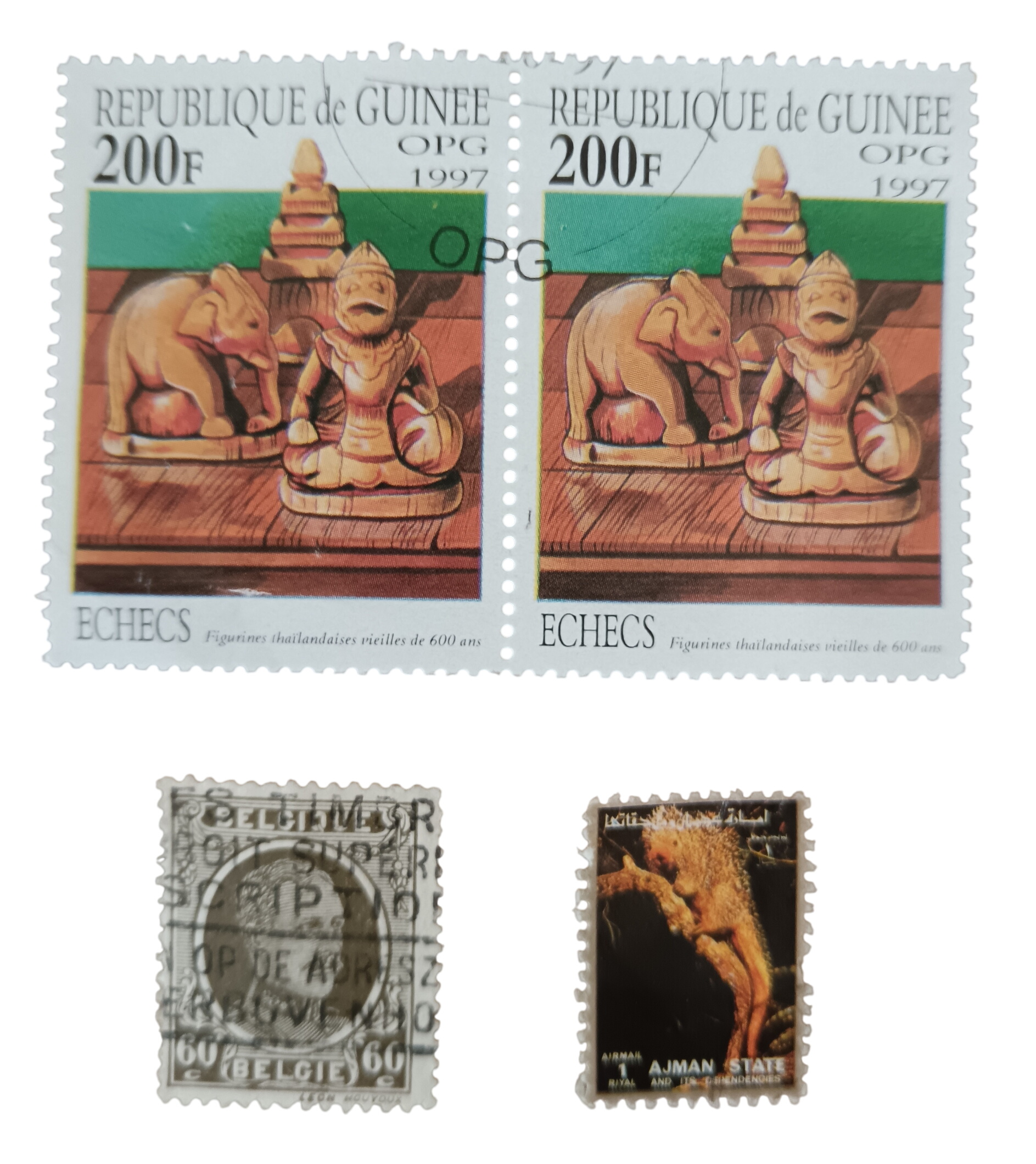 Acheter Lot de 4 timbres du monde - 10,50 € Lot de 4 timbres du monde reconditionné disponible sur Label Emmaüs