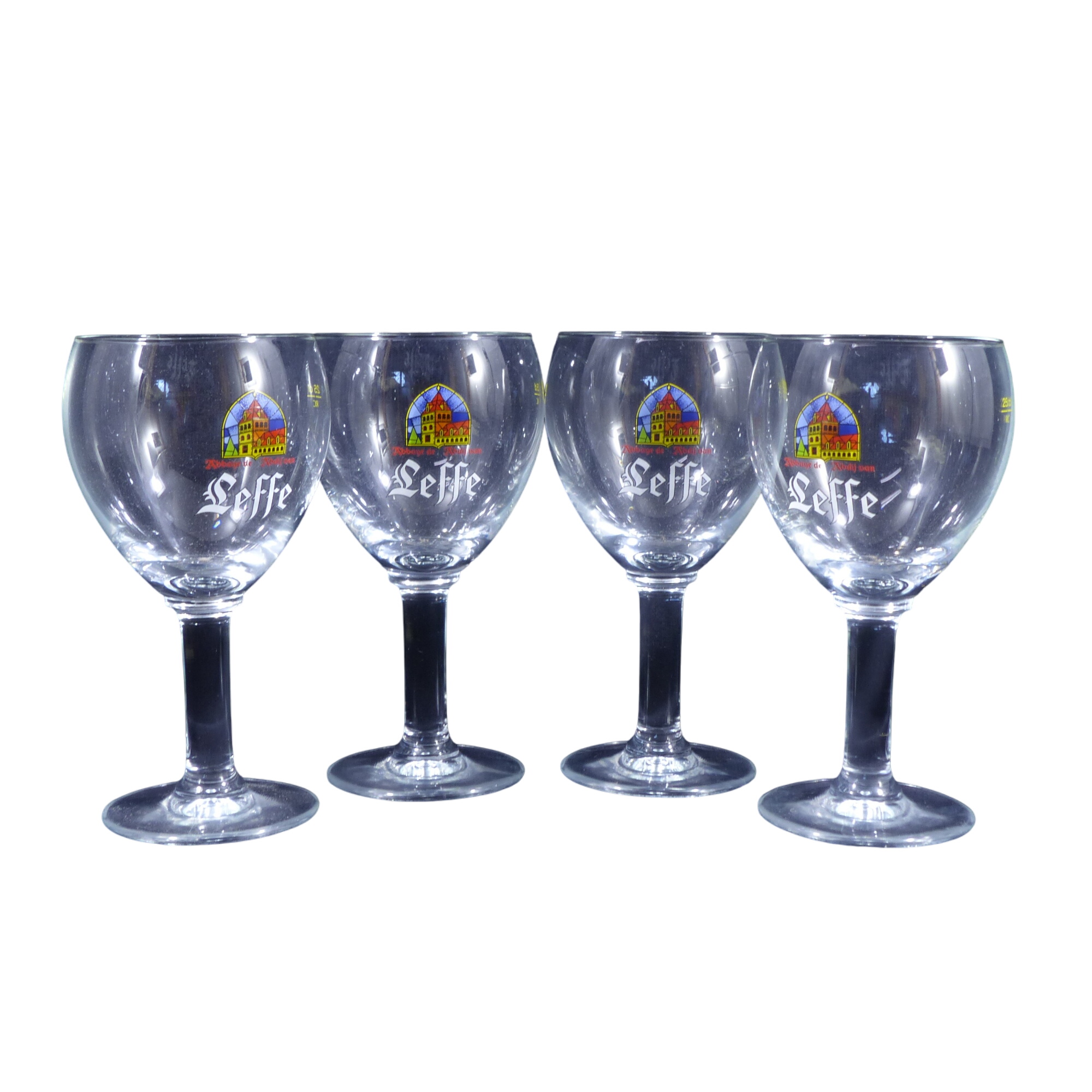 Lot de 4 verres à bières / 33cl - Leffe Très bon état - 11,00 € Lot de 4 verres à bières / 33cl - Leffe Très bon état reconditionné disponible sur Label Emmaüs