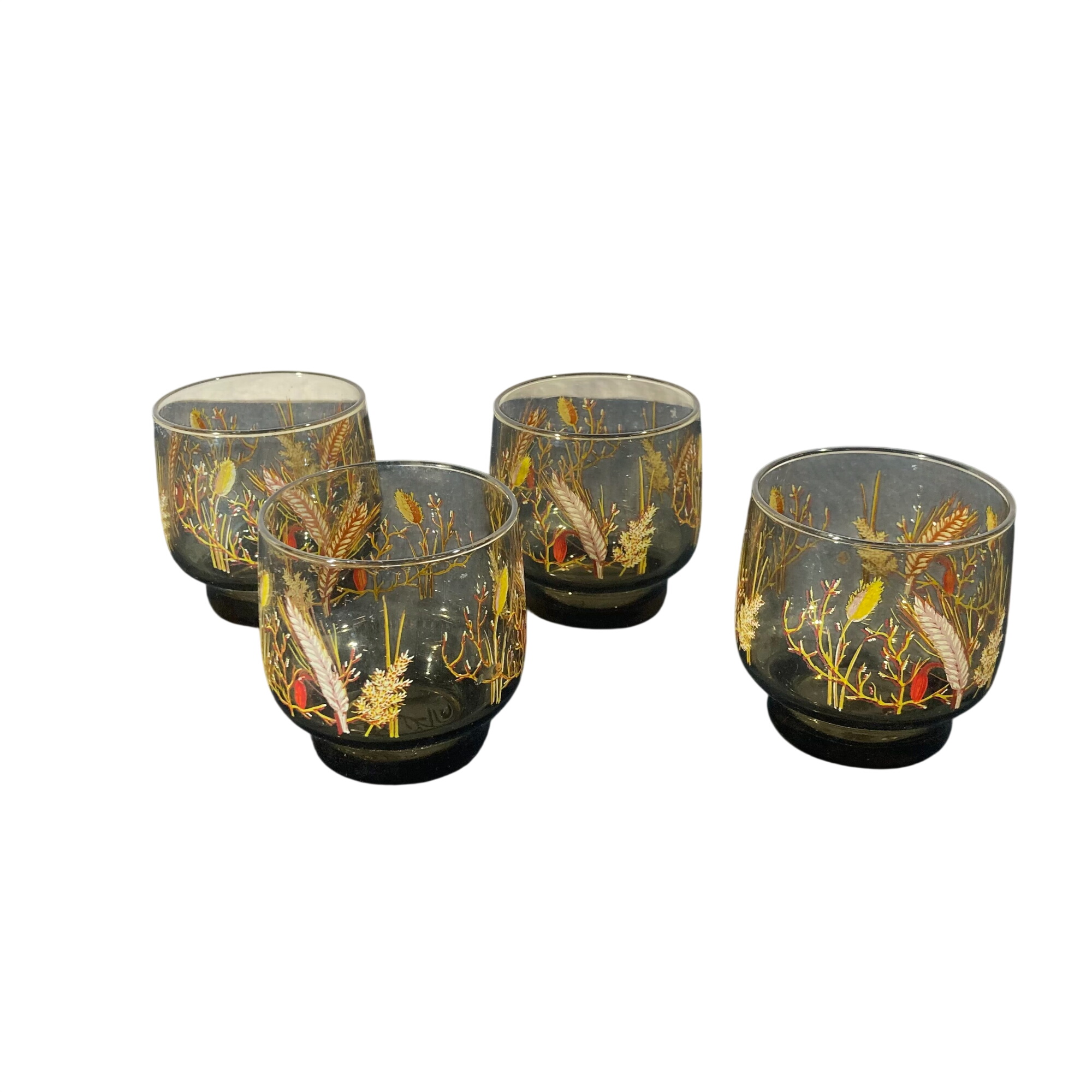 Acheter Lot de 4 Verres en Verre Fumé & Décor Automnal Très bon état - 10,00 € Lot de 4 Verres en Verre Fumé & Décor Automnal Très bon état reconditionné disponible sur Label Emmaüs