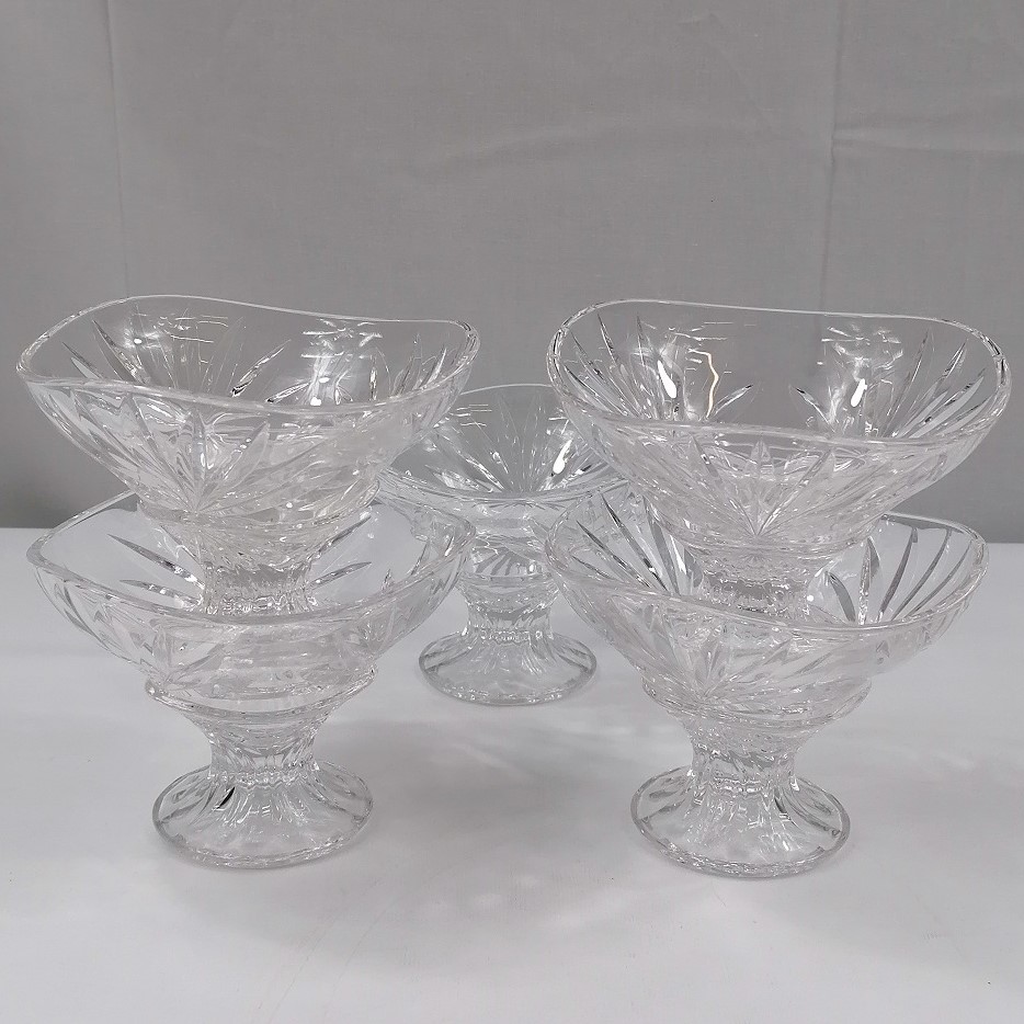 Voir photo 3 de lot de 5 coupes à glace en verre épais lot de 5 coupes à glace en verre épais Très bon état reconditionné photo 3