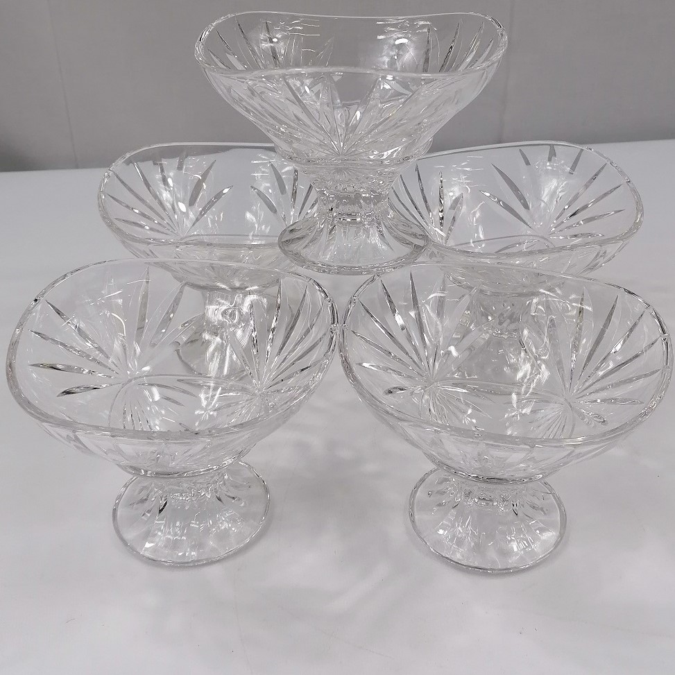 Voir photo 5 de lot de 5 coupes à glace en verre épais lot de 5 coupes à glace en verre épais Très bon état reconditionné photo 5