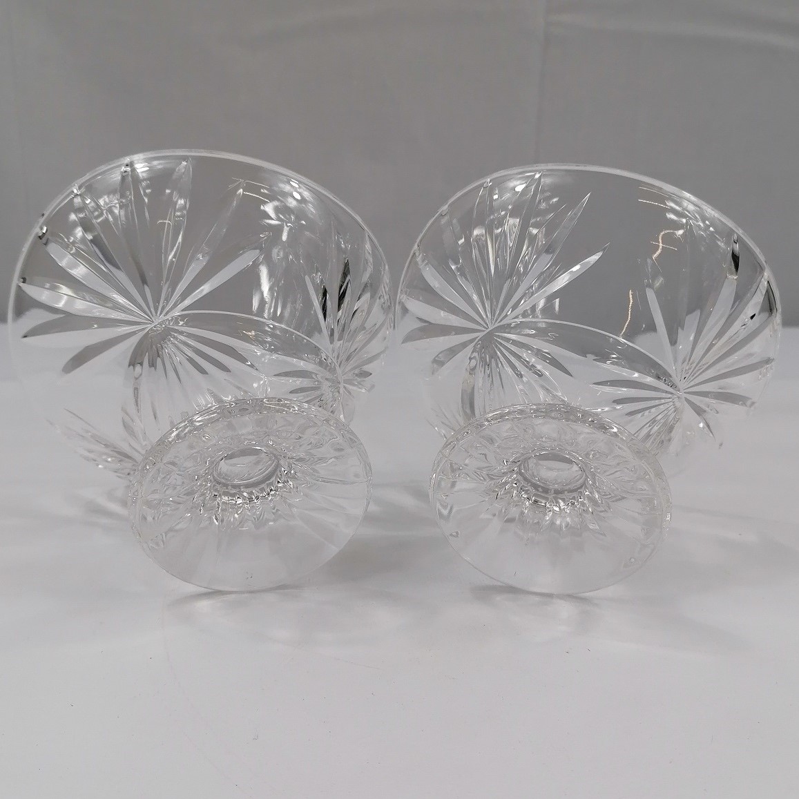 Voir photo 6 de lot de 5 coupes à glace en verre épais lot de 5 coupes à glace en verre épais Très bon état reconditionné photo 6