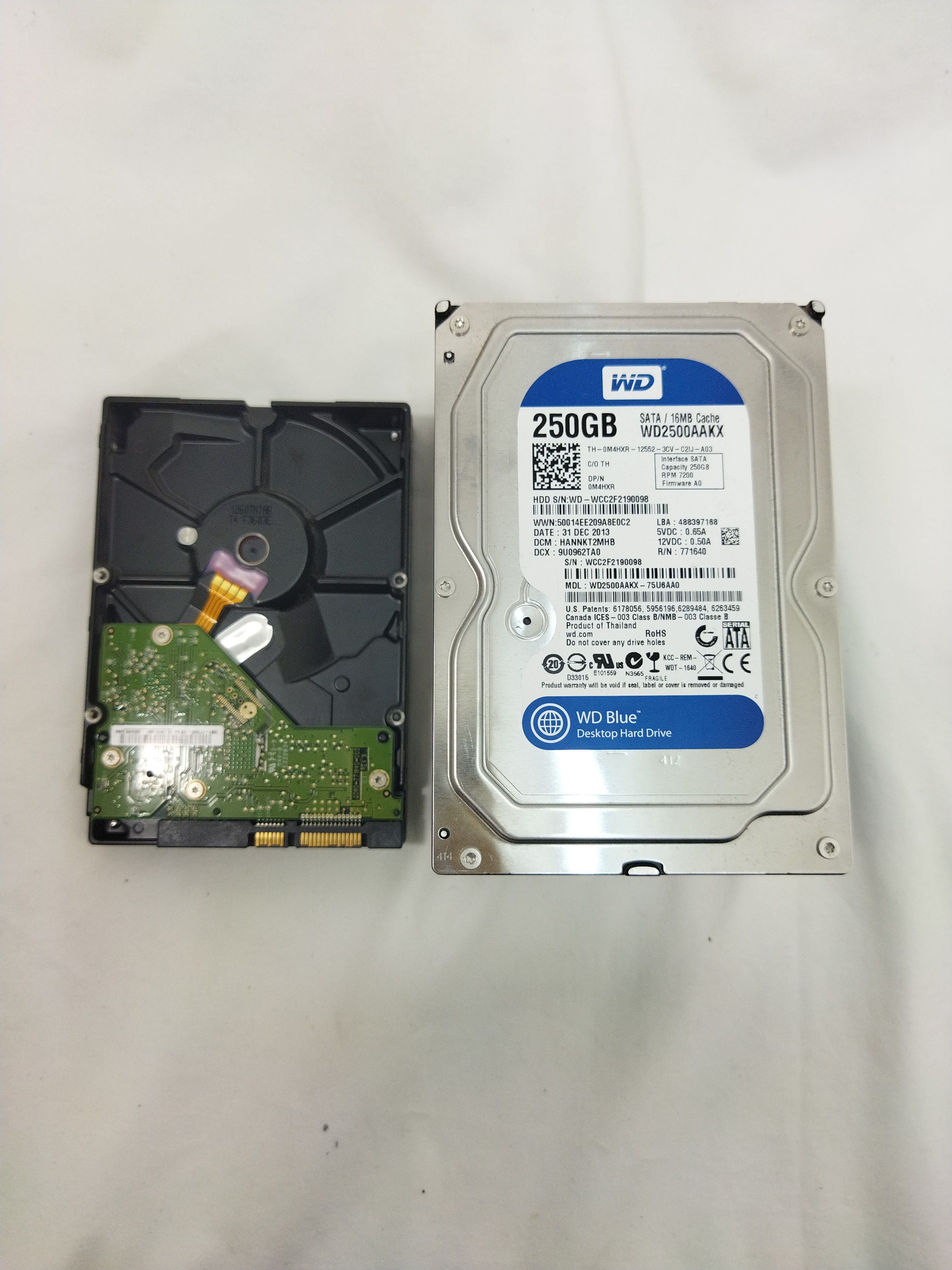 Voir photo 3 de Lot de 5 disques dur de 250 Go de Western Digital Lot de 5 disques dur de 250 Go de Western Digital très bon état reconditionné photo 3