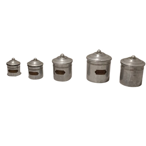 Acheter Lot de 5 pots en alluminium : Issu traditionnellement de séries gigognes ou empilables (pots à épices et de cuisine de style campagne rétro française État correct - 10,00 € Lot de 5 pots en alluminium : Issu traditionnellement de séries gigognes ou empilables (pots à épices et de cuisine de style campagne rétro française État correct reconditionné disponible sur Label Emmaüs