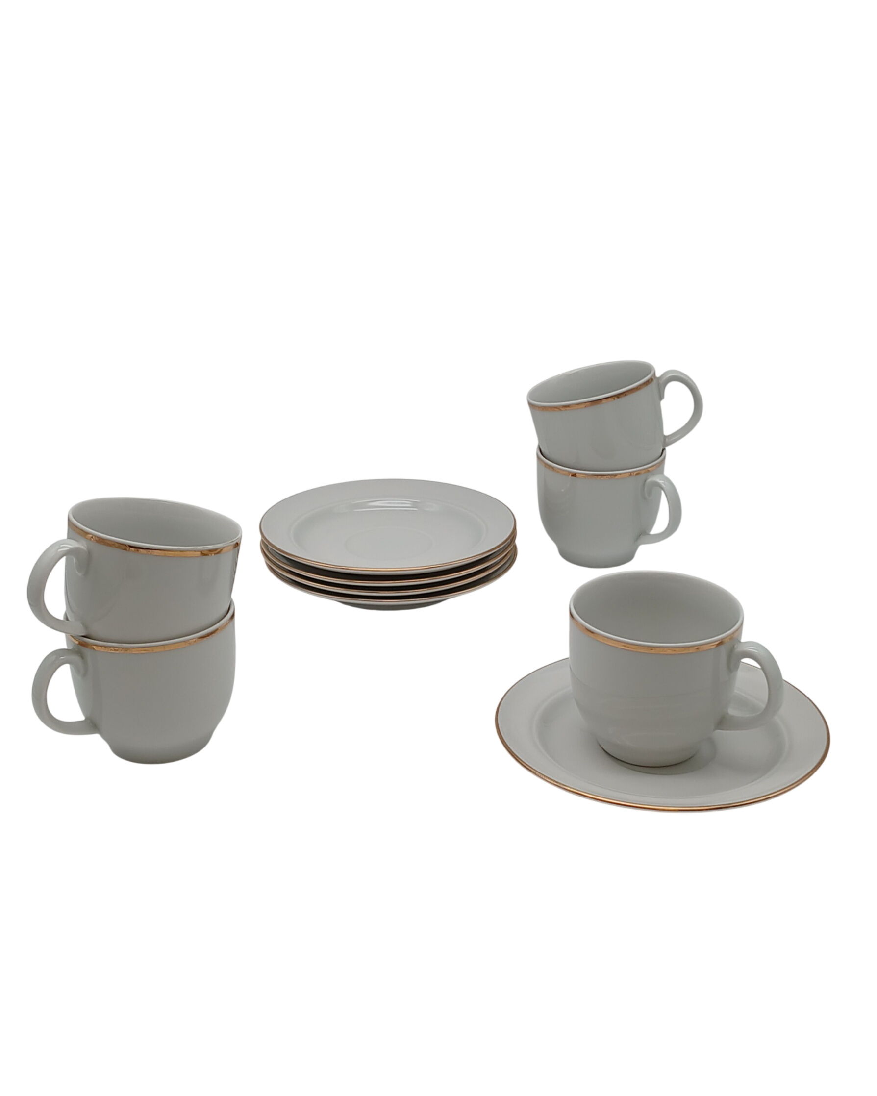 Acheter Lot de 5 tasses et soucoupes vintage en porcelaine blanche et dorure - JLMENAU RDA (Allemagne de l'Est) - 16,00 € Lot de 5 tasses et soucoupes vintage en porcelaine blanche et dorure - JLMENAU RDA (Allemagne de l'Est) reconditionné disponible sur Label Emmaüs