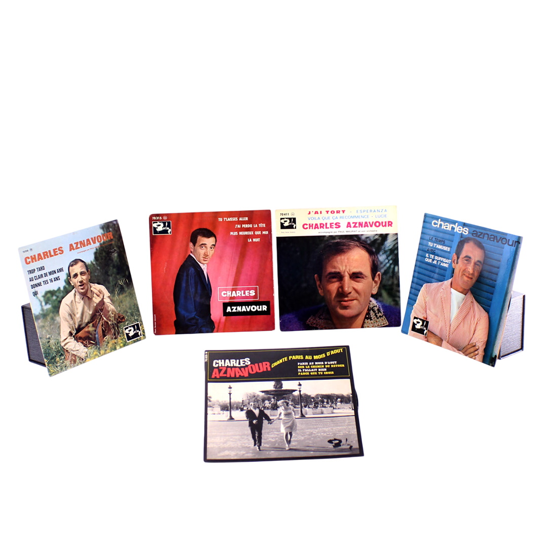 Acheter Lot de 5 vinyles 45T Aznavour État correct - 11,00 € Lot de 5 vinyles 45T Aznavour État correct reconditionné disponible sur Label Emmaüs