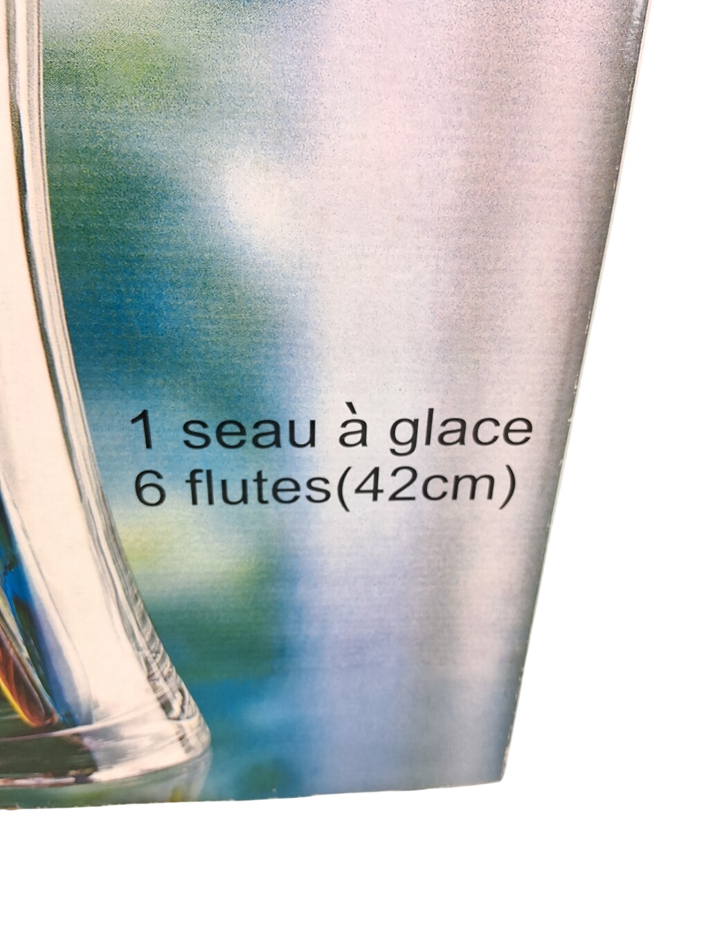 LOT DE 6 FLÛTES À CHAMPAGNE + SEAU À GLACE Très bon état - 42,00 € LOT DE 6 FLÛTES À CHAMPAGNE + SEAU À GLACE Très bon état reconditionné disponible sur Label Emmaüs