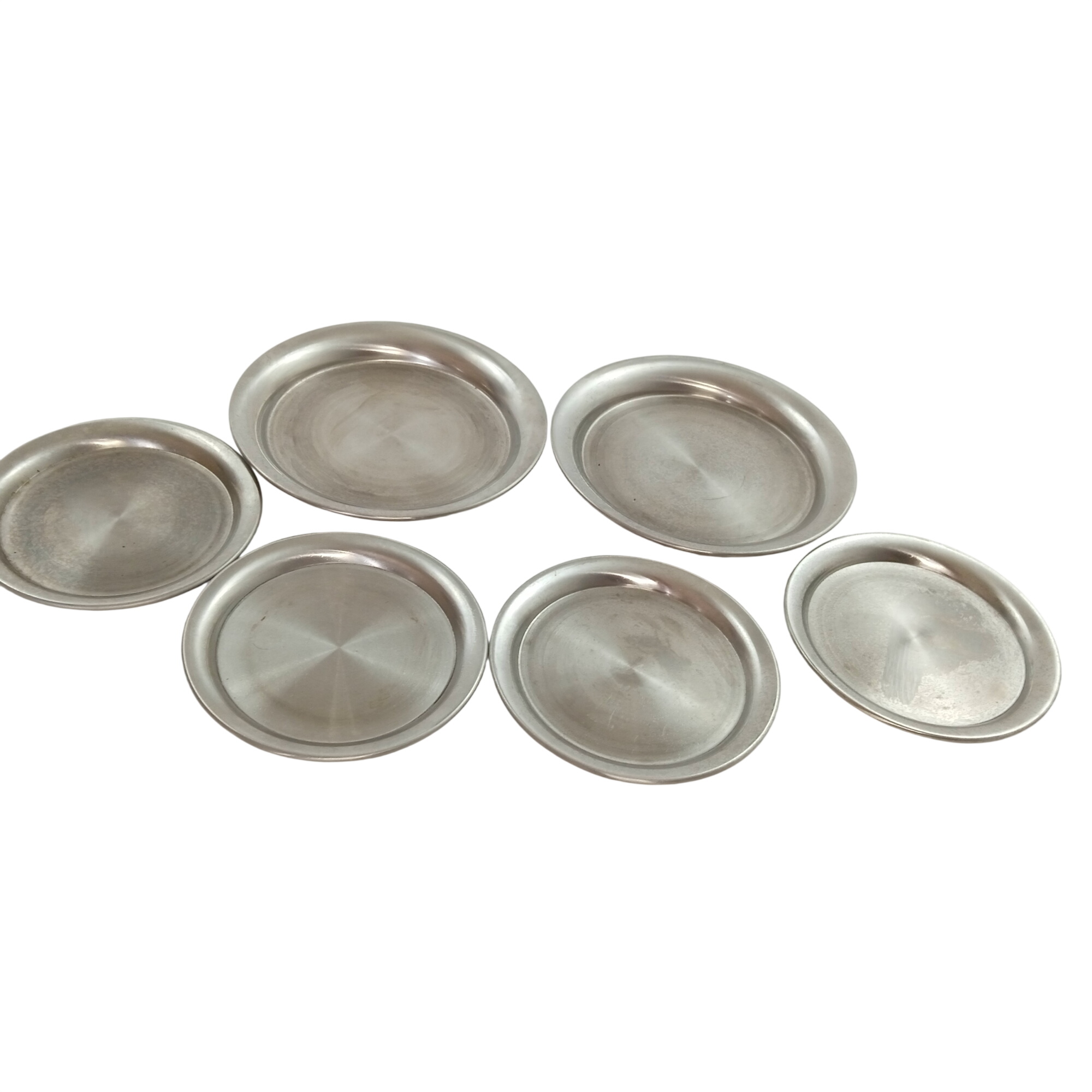Acheter Lot de 6 sous verres/tasses inox argent Royal B B France Bouillet Bourdelle Bon état - 20,00 € Lot de 6 sous verres/tasses inox argent Royal B B France Bouillet Bourdelle Bon état reconditionné disponible sur Label Emmaüs