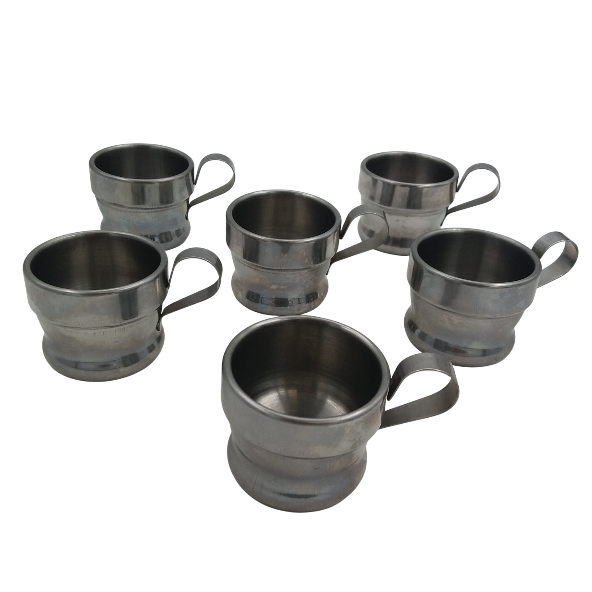 Lot de 6 tasses à expresso vintage en inox. Marque Rivadossi. Fabriqué en Italie. Très bon état - 39,20 € Lot de 6 tasses à expresso vintage en inox. Marque Rivadossi. Fabriqué en Italie. Très bon état reconditionné disponible sur Label Emmaüs