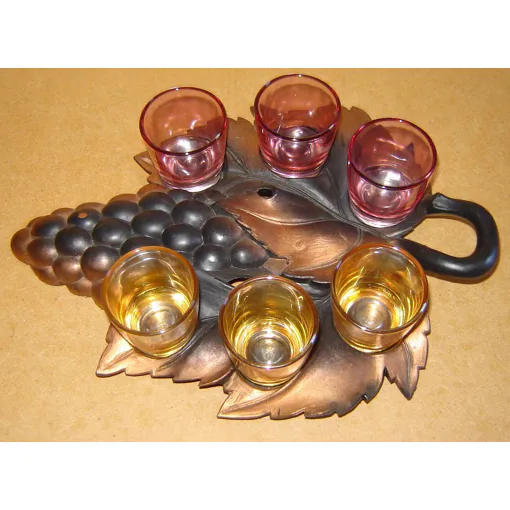 Lot De 6 Verres À Digestif Sur Feuille De Vigne occasion reconditionné disponible sur Rakuten