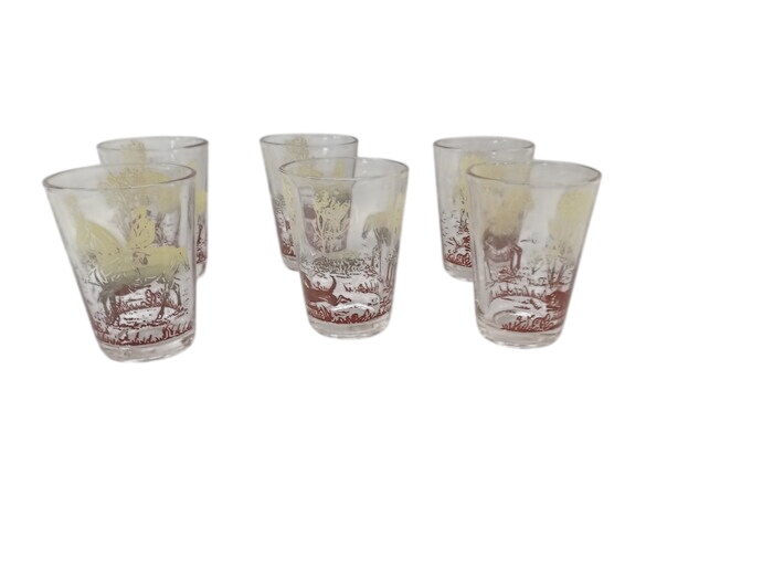 Lot de 6 verres à liqueur motif de Chasse Made in France Très bon état - 10,50 € Lot de 6 verres à liqueur motif de Chasse Made in France Très bon état reconditionné disponible sur Label Emmaüs