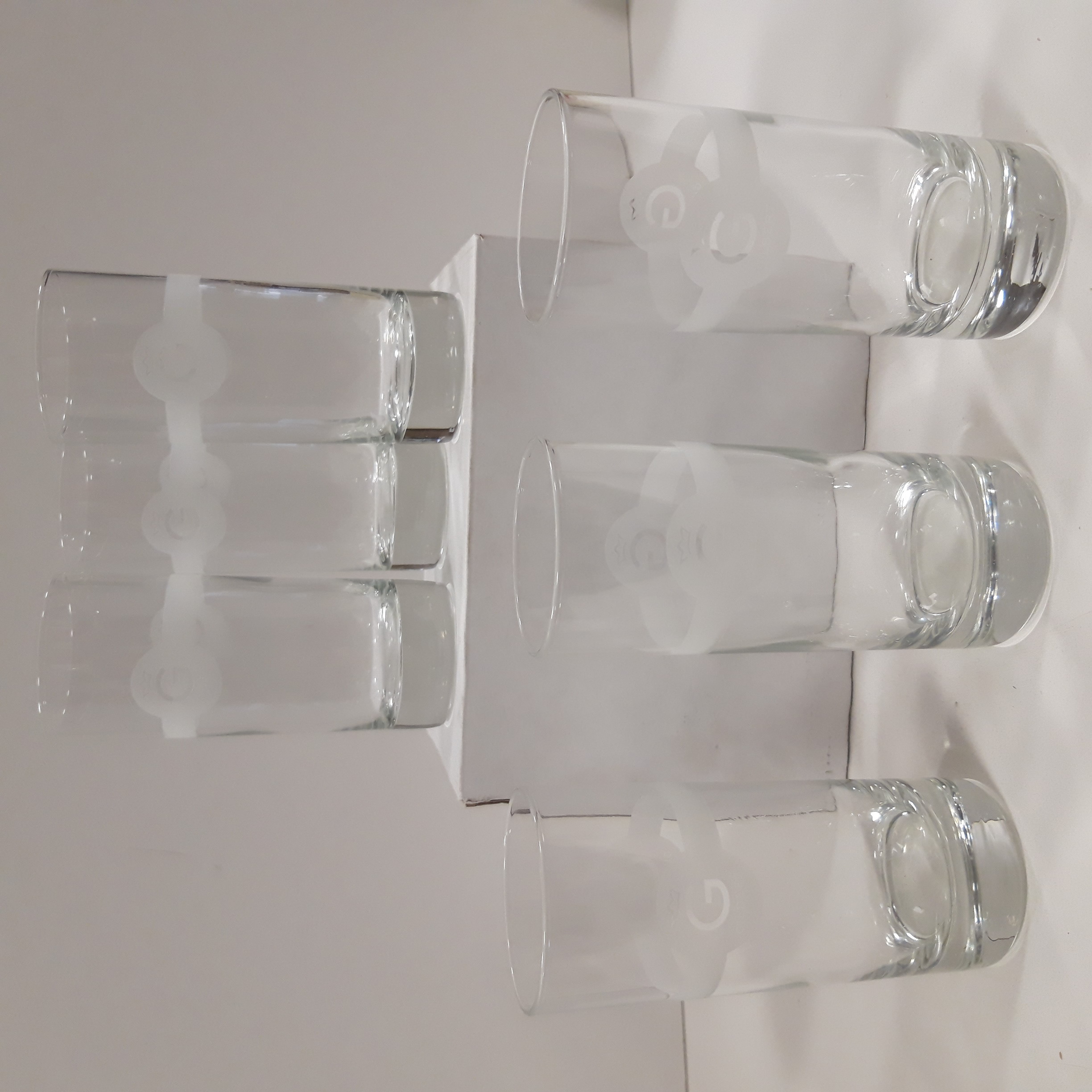 Lot de 6 verres à long drink marque Gilbert Très bon état - 16,00 € Lot de 6 verres à long drink marque Gilbert Très bon état reconditionné disponible sur Label Emmaüs