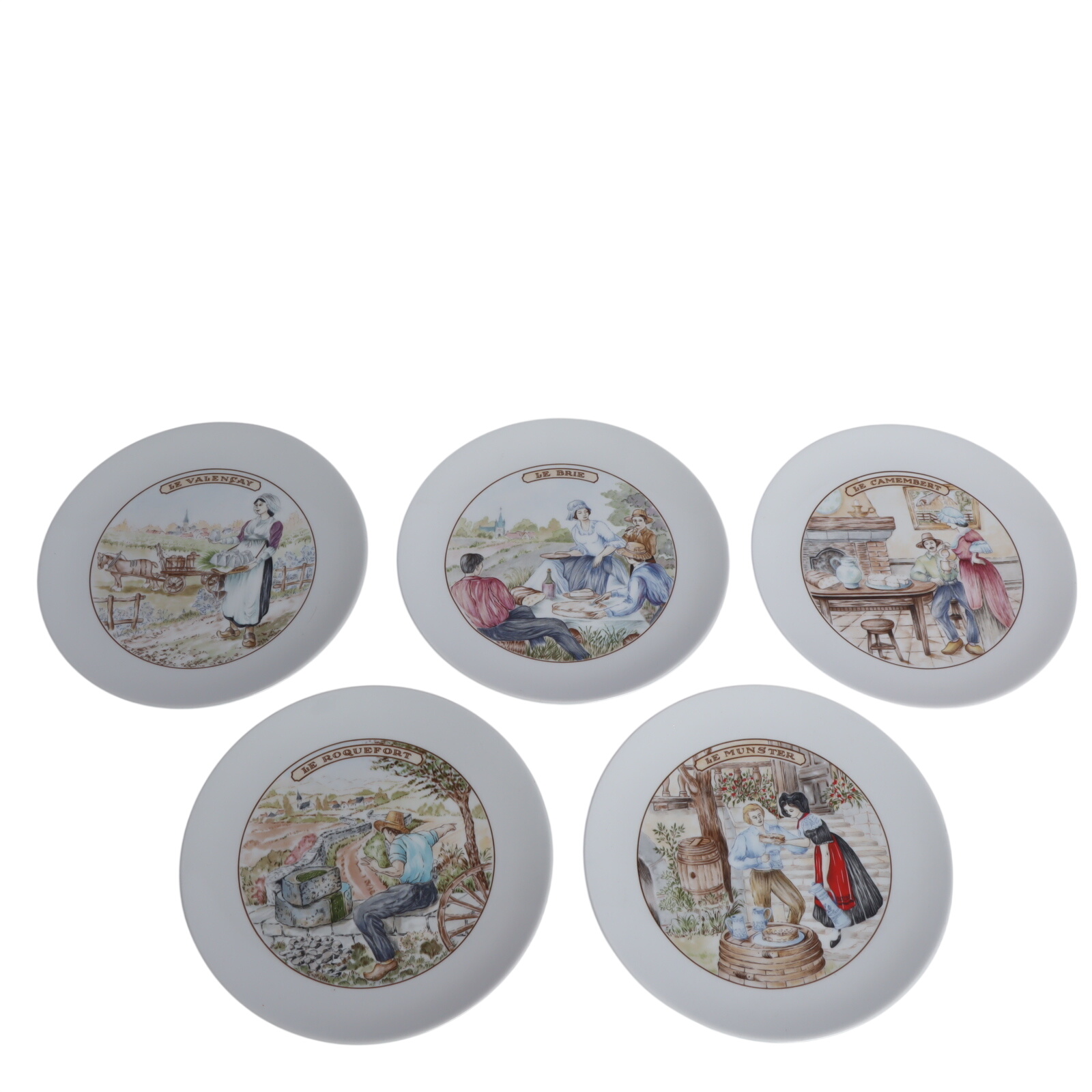 Lot de 7 assiettes à fromage porcelaine de Sologne - 13,00 € Lot de 7 assiettes à fromage porcelaine de Sologne reconditionné disponible sur Label Emmaüs