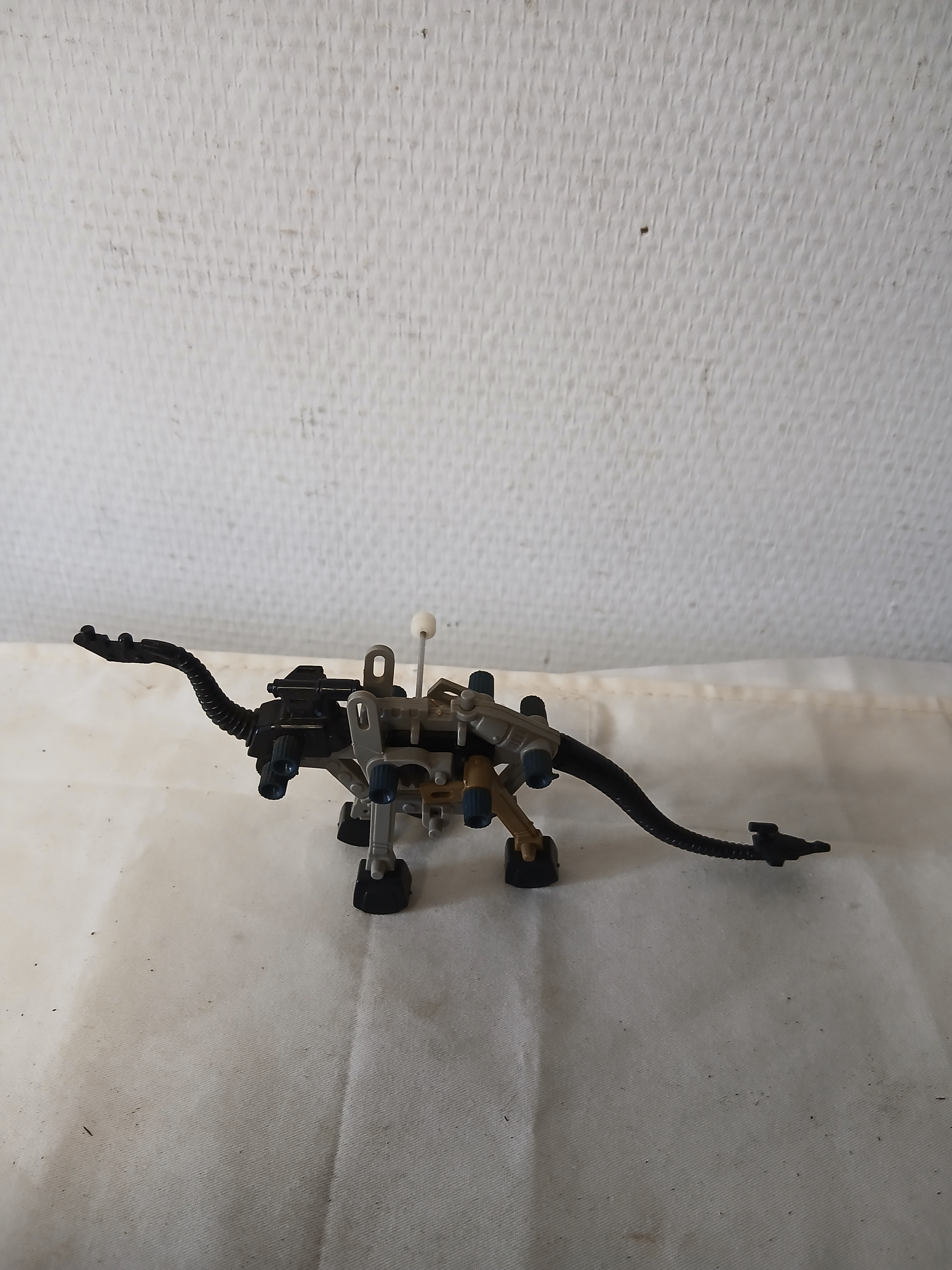 Voir photo 14 de Lot de 7 jouets Habro ZOIDS . Lot de 7 jouets Habro ZOIDS . Bon état reconditionné photo 14