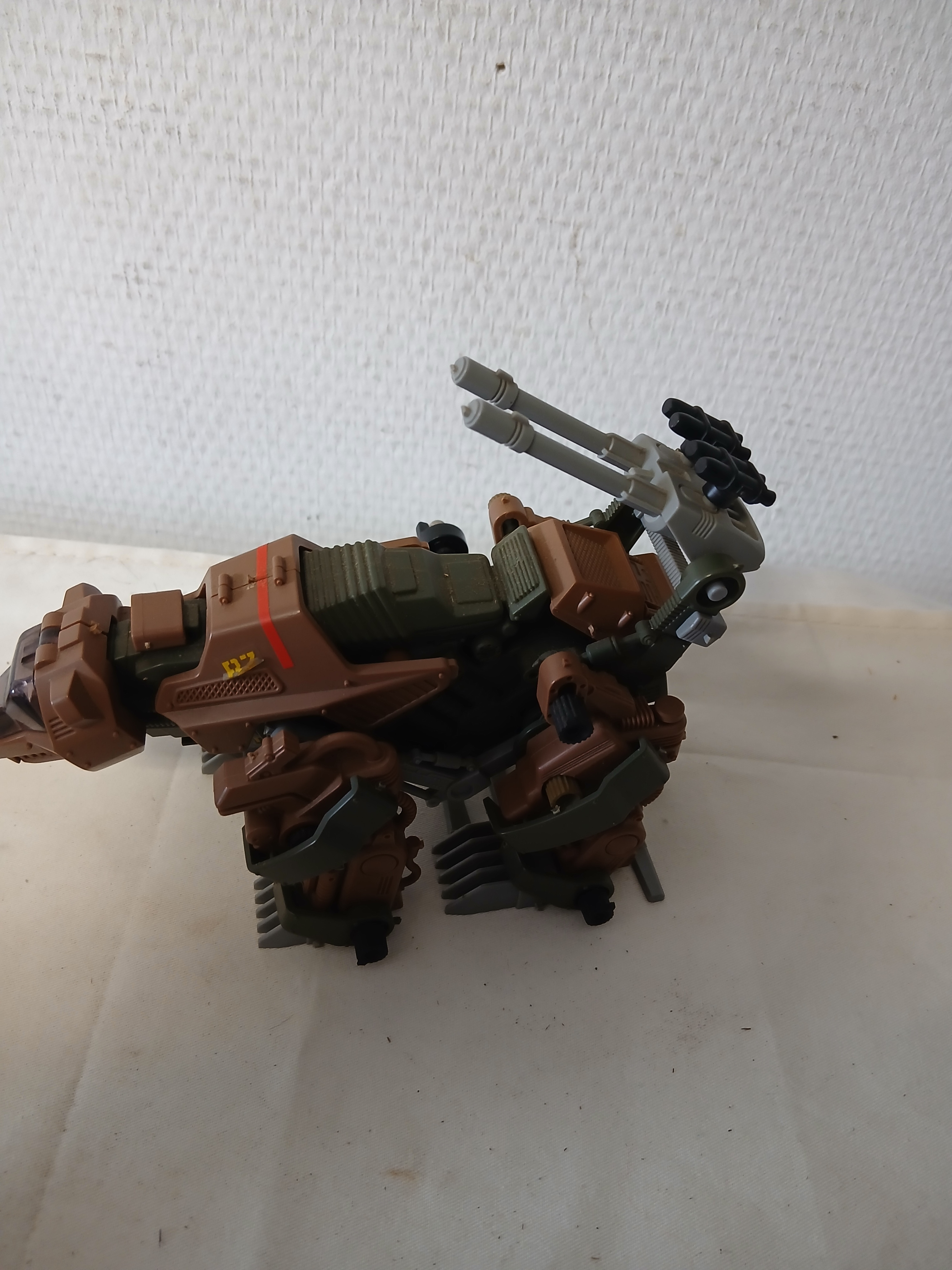 Voir photo 6 de Lot de 7 jouets Habro ZOIDS . Lot de 7 jouets Habro ZOIDS . Bon état reconditionné photo 6