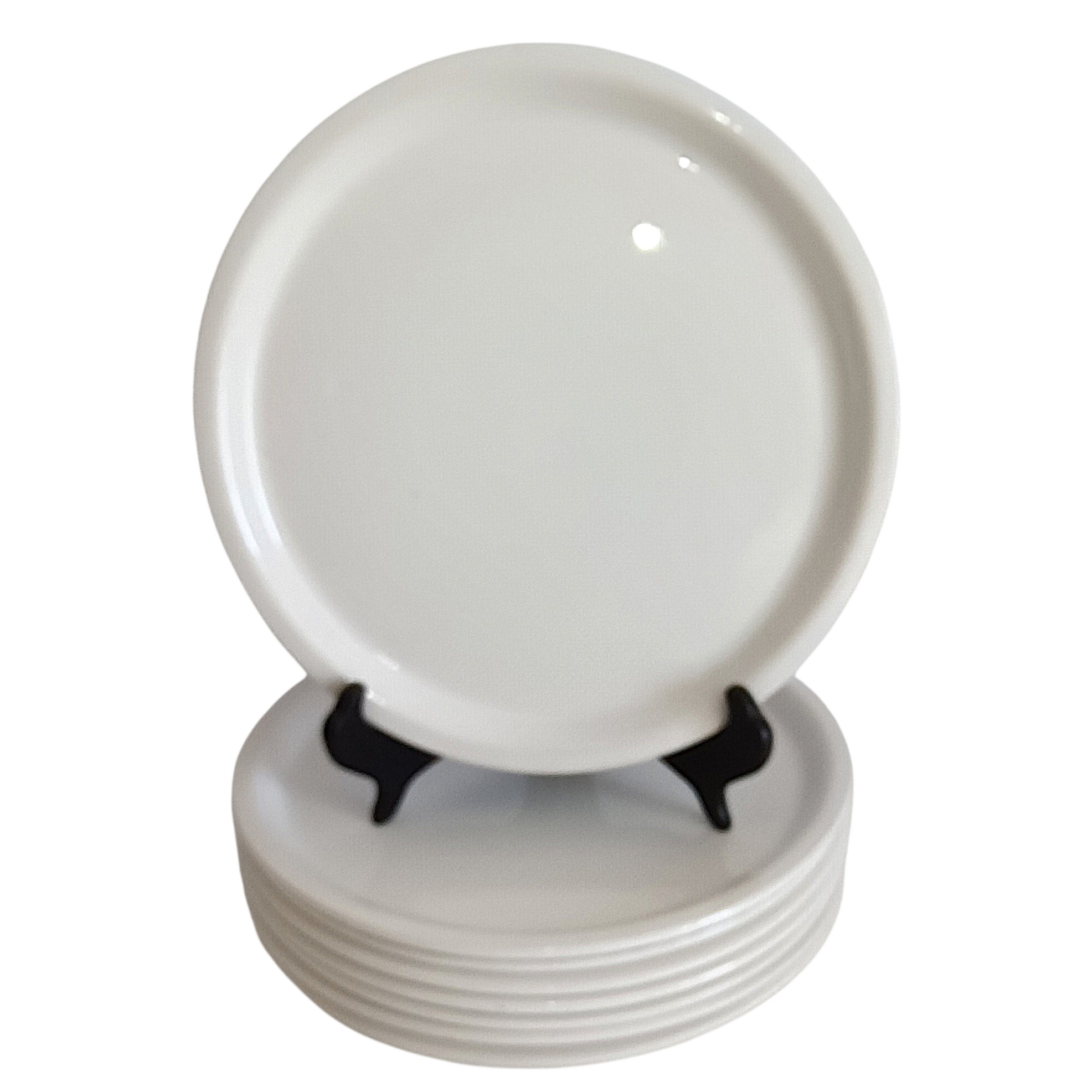 Acheter Lot de 8 assiettes anciennes Salins France diamètre 23,5 cm Bon état - 28,00 € Lot de 8 assiettes anciennes Salins France diamètre 23,5 cm Bon état reconditionné disponible sur Label Emmaüs