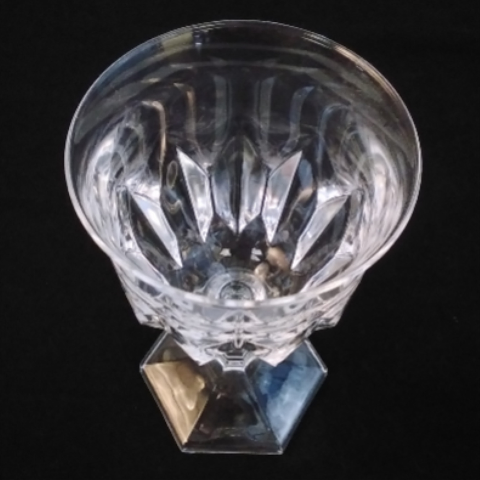 Voir photo 3 de Lot de 9 verres en cristal d'Arques Lot de 9 verres en cristal d'Arques Bon état reconditionné photo 3