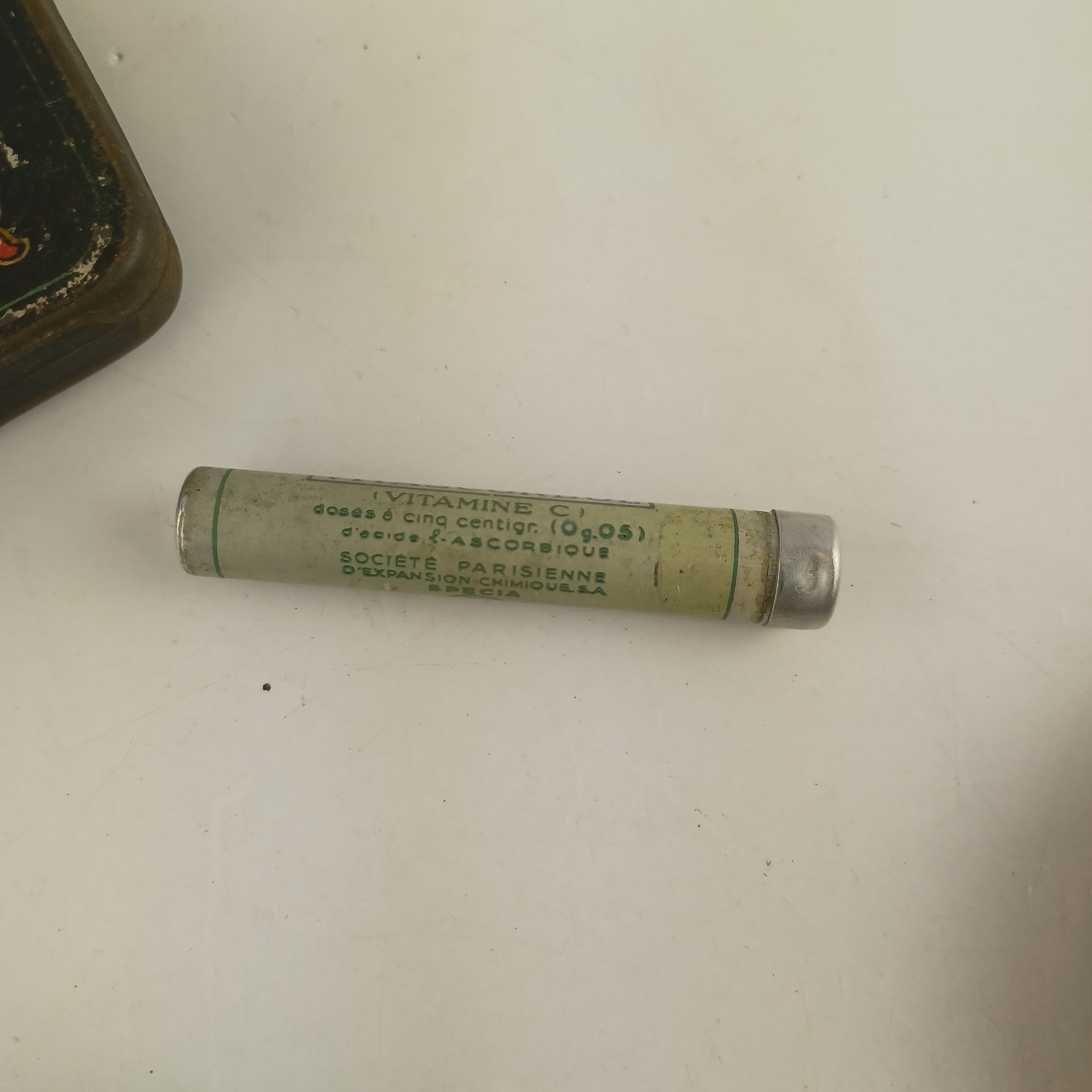 Voir photo 15 de Lot de boites vintage de métal Pastilles Arcachon vacher, Réglisse Florent, Rema Tip Top, Pastilles Labrador, Pastilles Richelet, Tabatière Taxi Trans America, Vistacorbol Lot de boites vintage de métal Pastilles Arcachon vacher, Réglisse Florent, Rema Tip Top, Pastilles Labrador, Pastilles Richelet, Tabatière Taxi Trans America, Vistacorbol Très bon état reconditionné photo 15